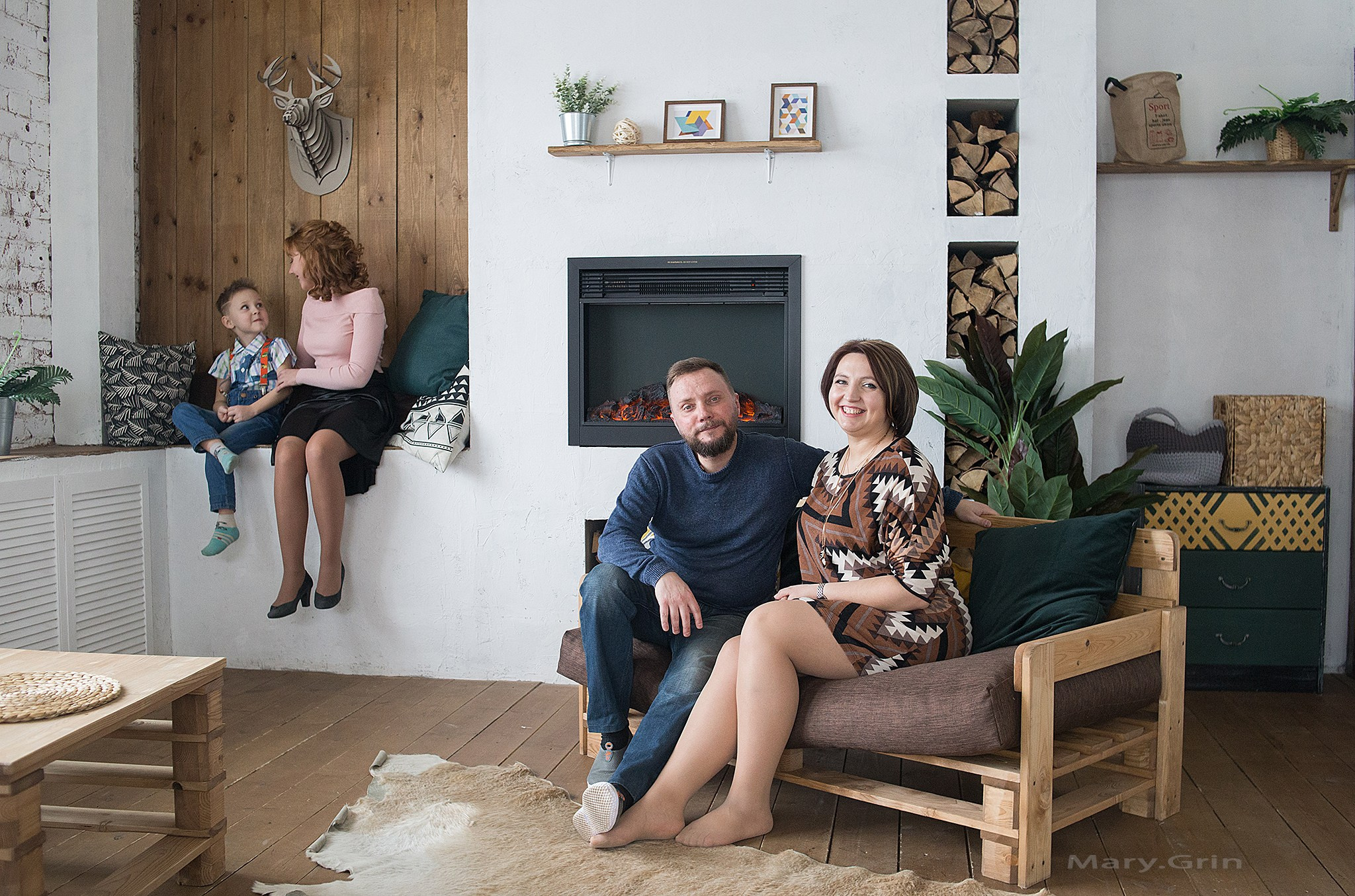 Студийная фотосессия семьи Александра и Марии. Детский и семейный фотограф, фотограф мероприятий Нижний Новгород