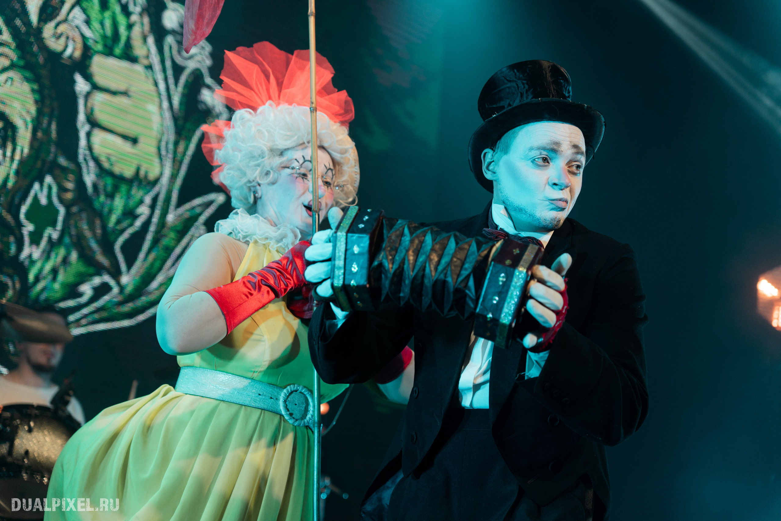 Тролль гнёт ель. Магия музыки в кадре: Концертная Фотография