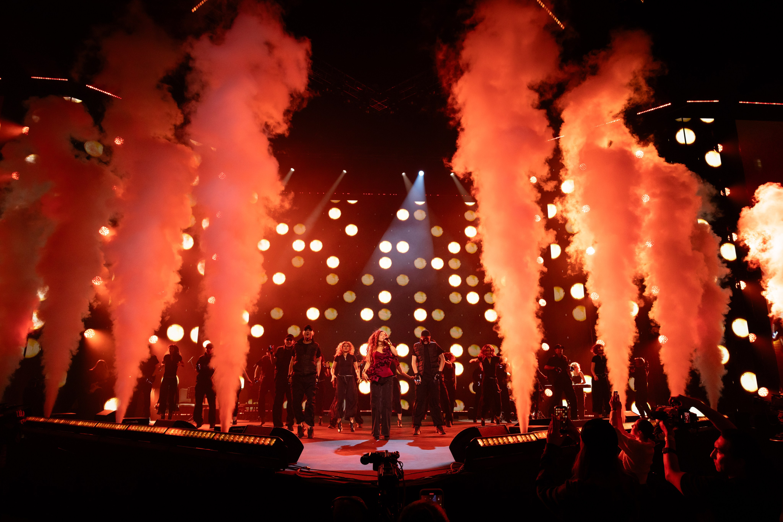 Гравный новогодний концерт 2025 Live Арена Москва. Свадебный и семейный фотограф в Москве и Московской области Оксана Шлыкова