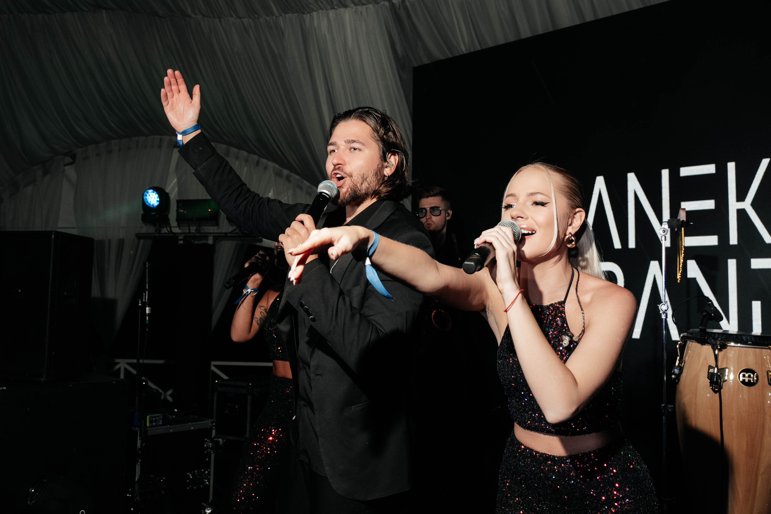 Бери заряд. Свадебный фотограф Москва Александра Аверкова