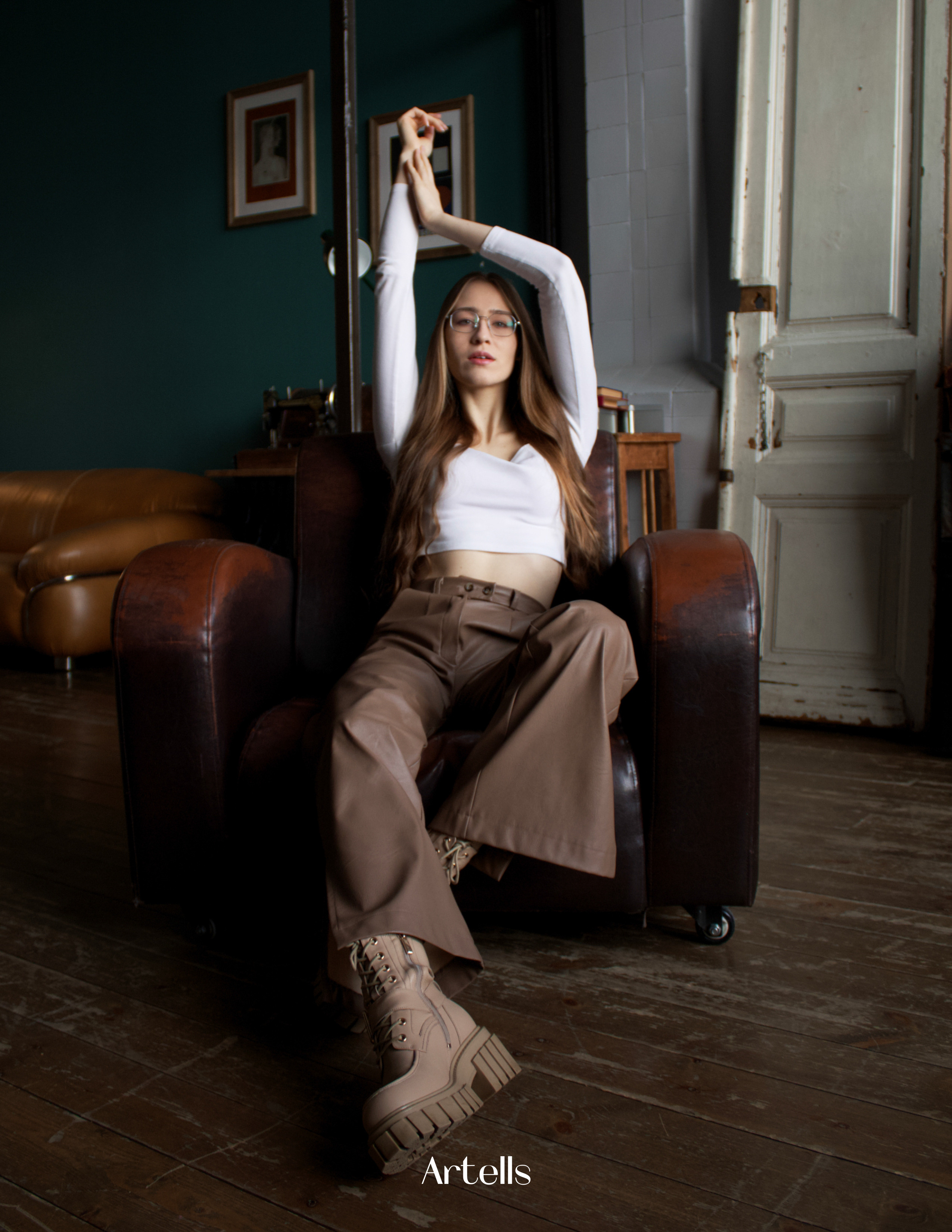 Artells Magazine. Портретный фотограф в Москве Алексей Соловьёв