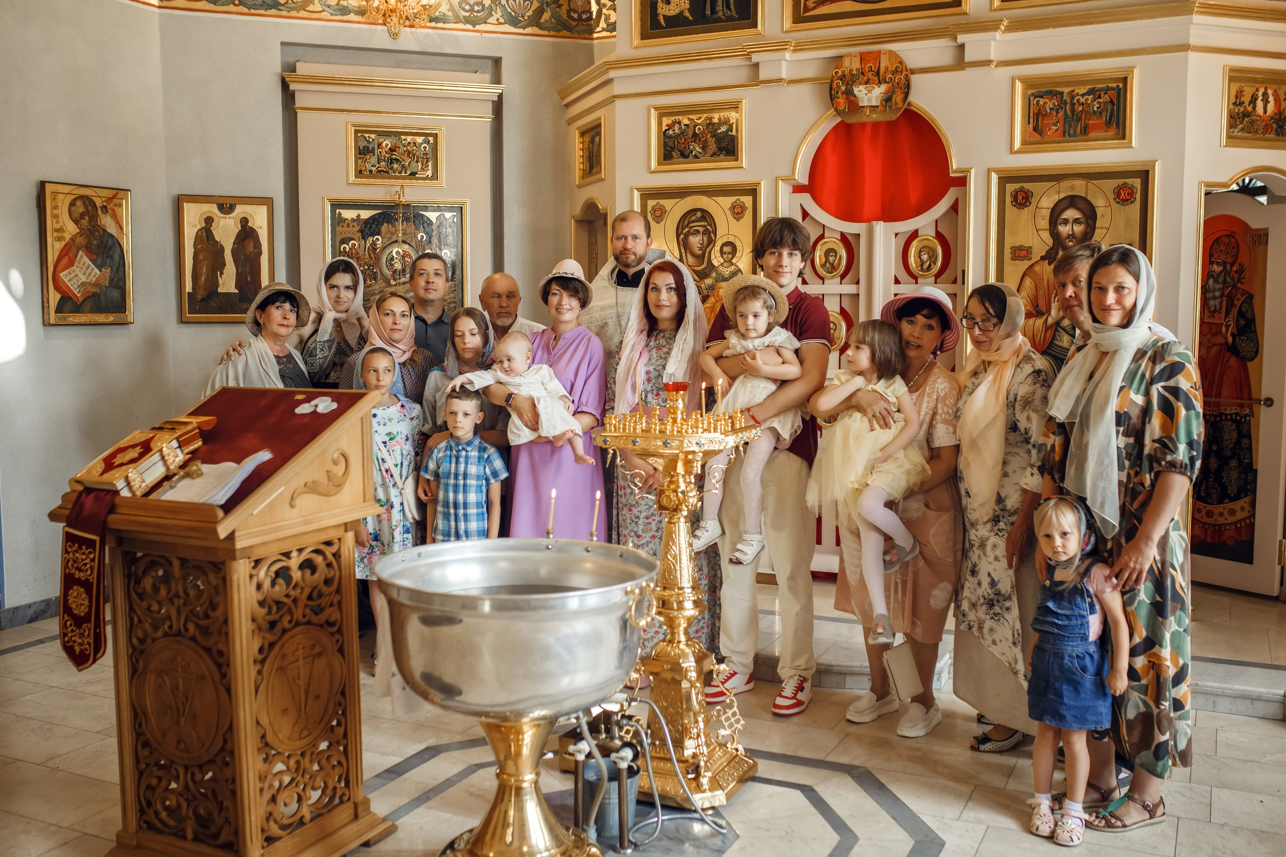 Крещение Дмитрия. Фотограф на Крещение, семейный фотограф в Москве