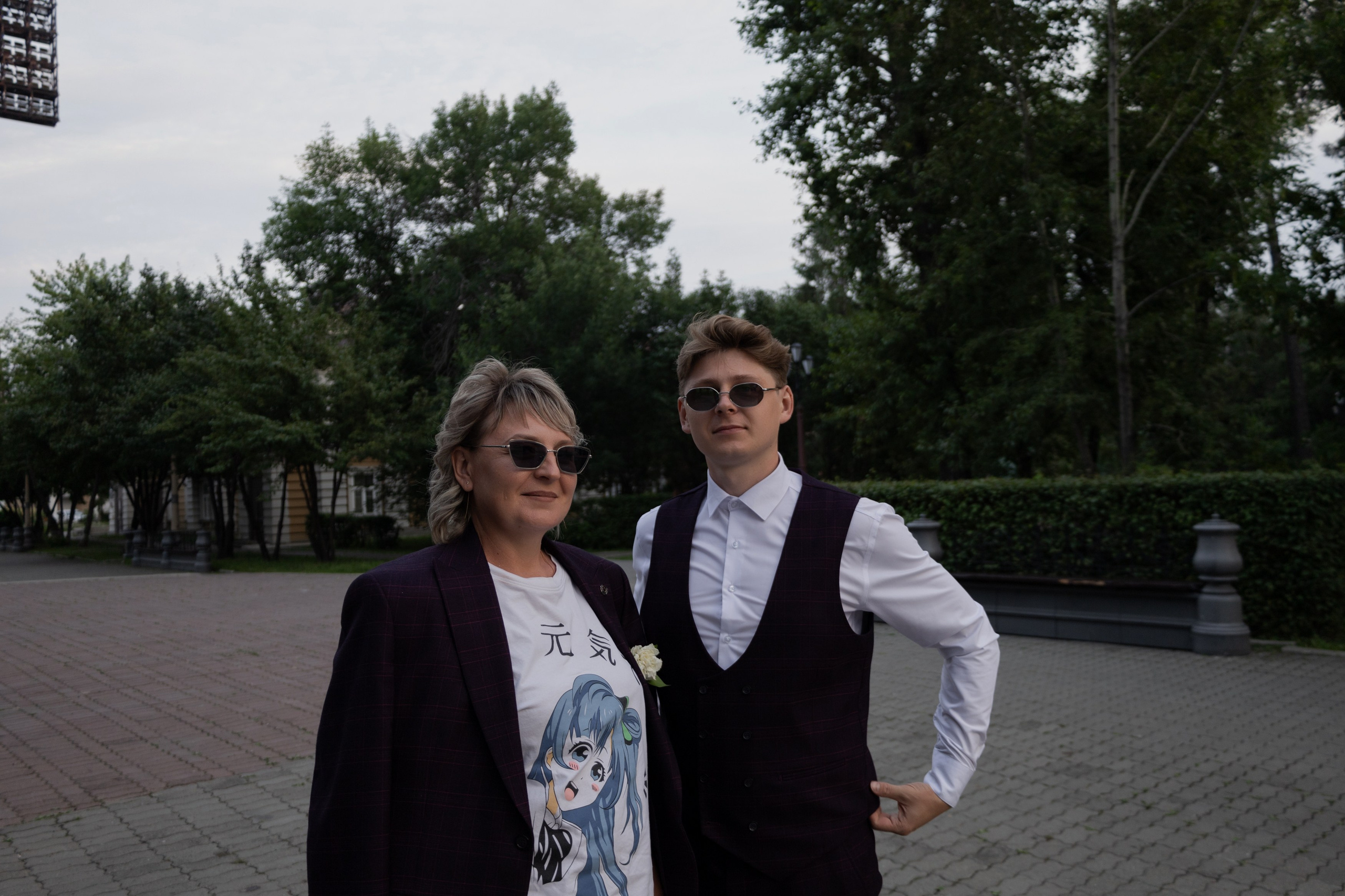 Владислав и Юлия Вечерняя прогулка по городу. Свадебный Фотограф в Иркутске Екатерина Елисеева