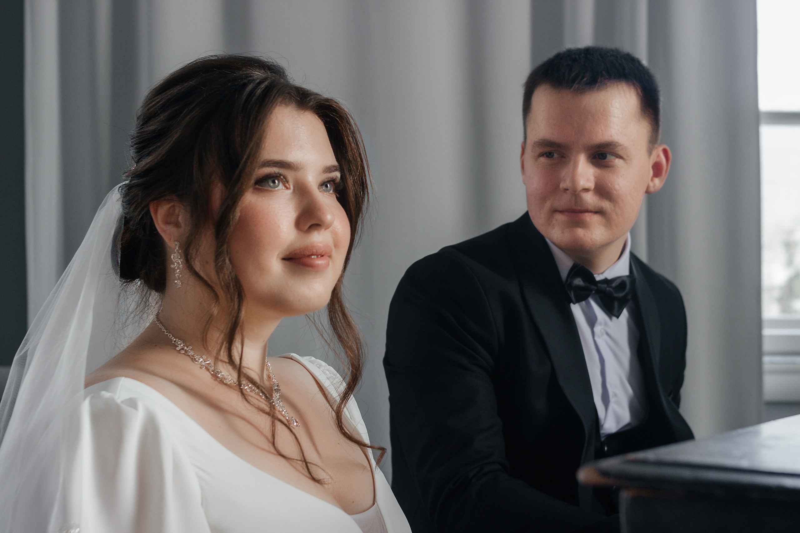 Свадебная съемка для двоих в фотостудии и в ЗАГСе. Свадебный фотограф и фотограф Love-Store в Нижнем Новгороде Анастасия