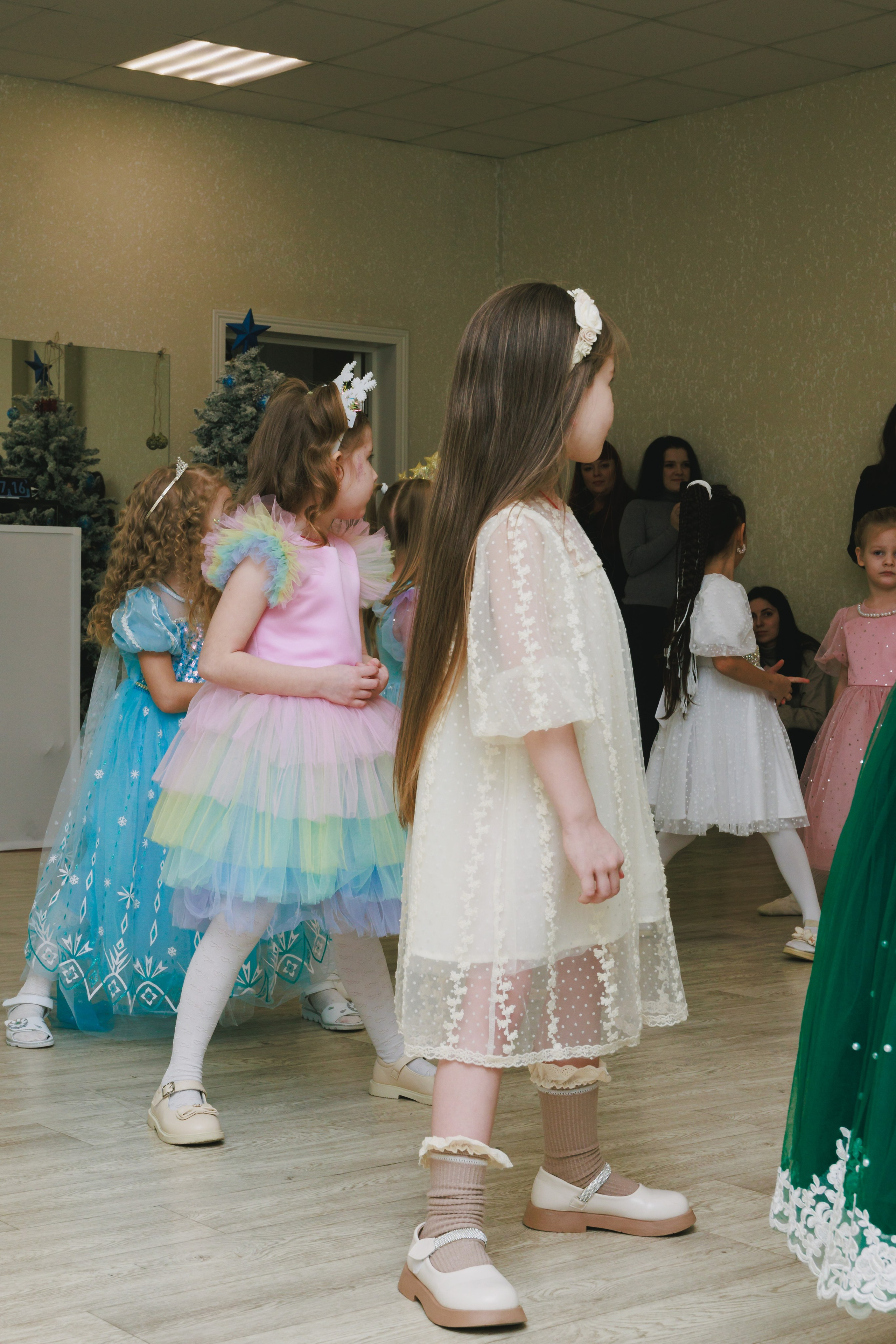 Новогодний утренник в детском танцевальном коллективе. Фотограф Воронеж, Новая Усмань Мария Бублик