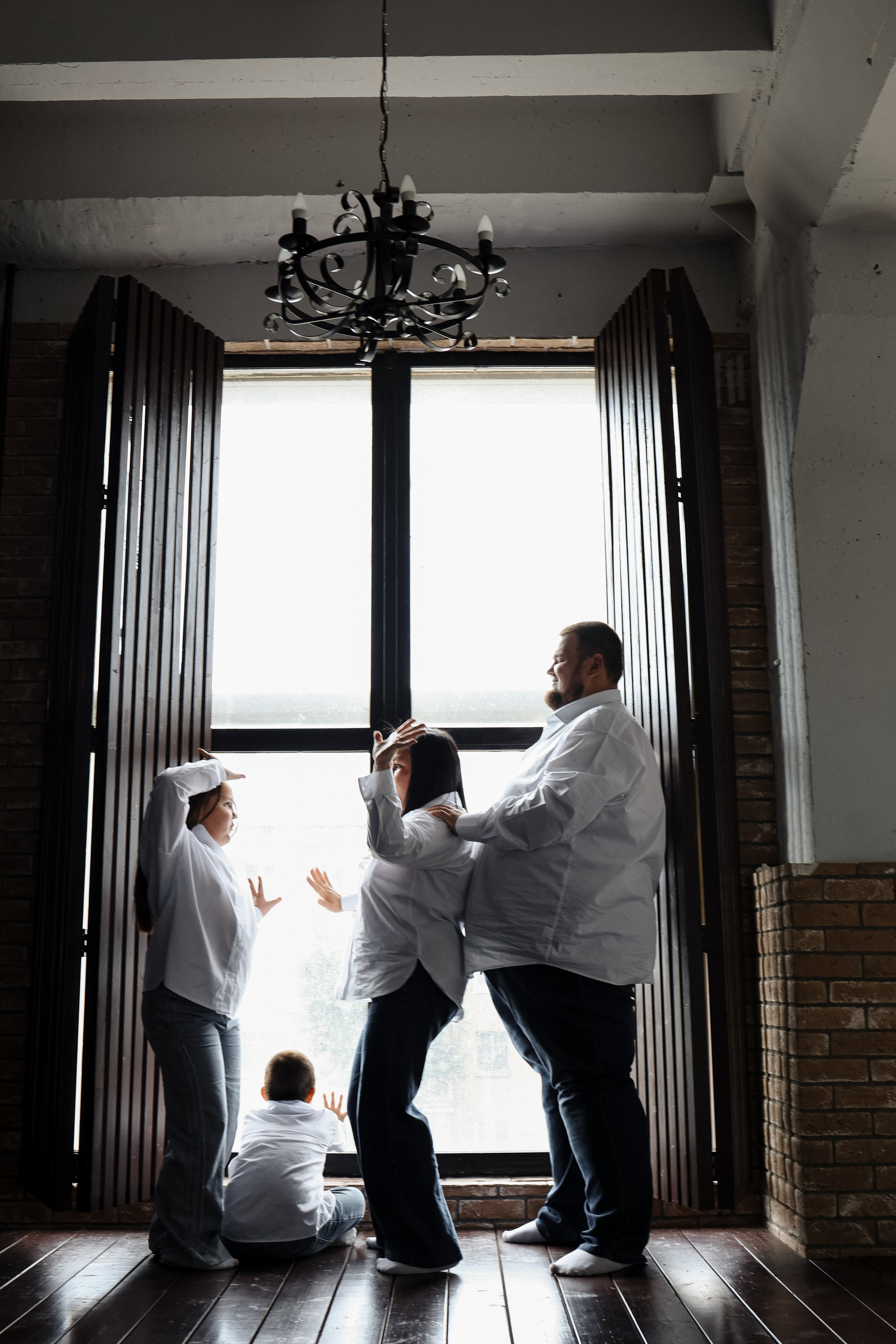 Полина Александр Мария и Иван- фотостудия Bliss- Луначарского 31. Семейный и детский фотограф в  г. Екатеринбурге Холодова Юлия