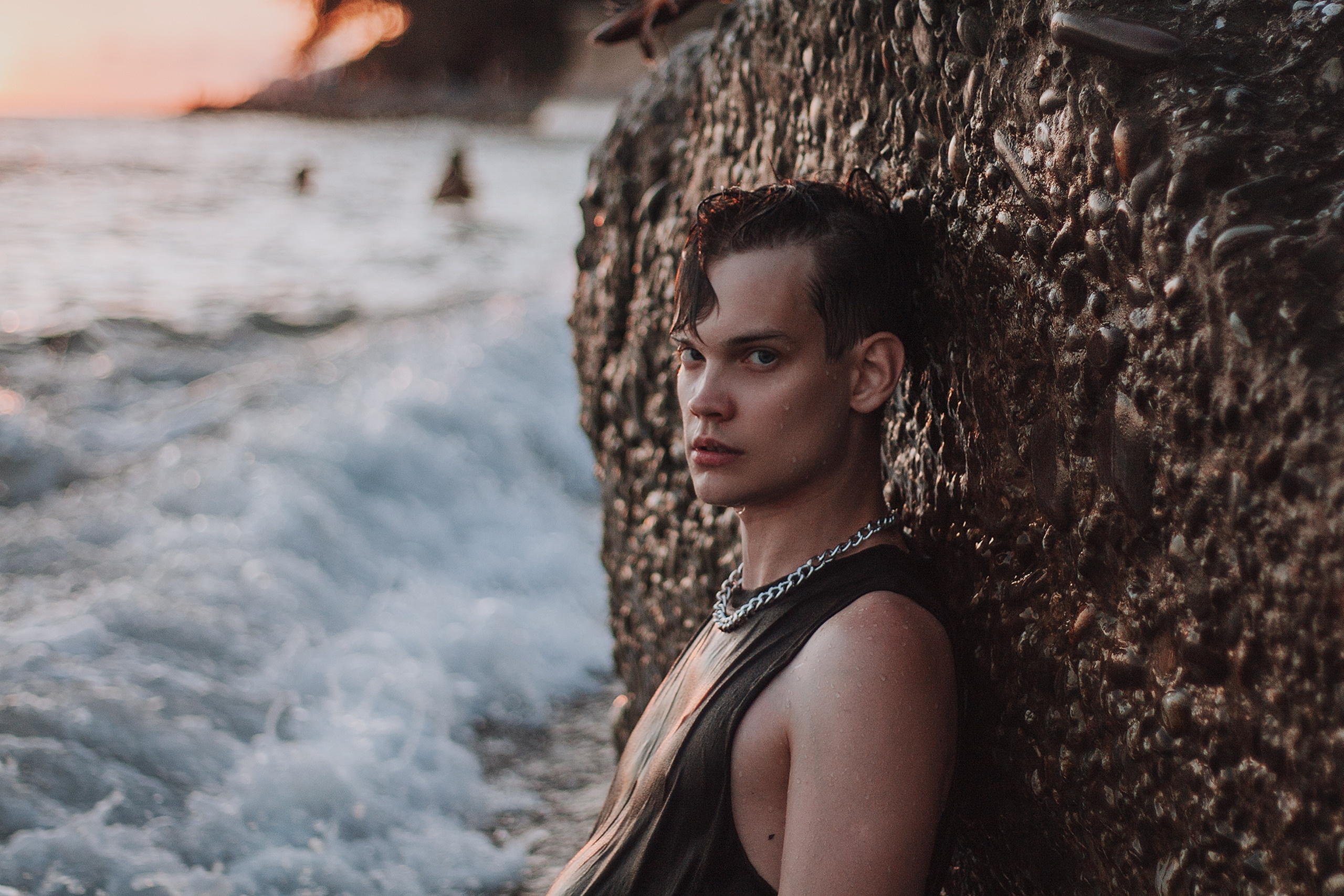 Мужская фотосессия в море. Свадебный и индивидуальный фотограф Никита Роут | Москва