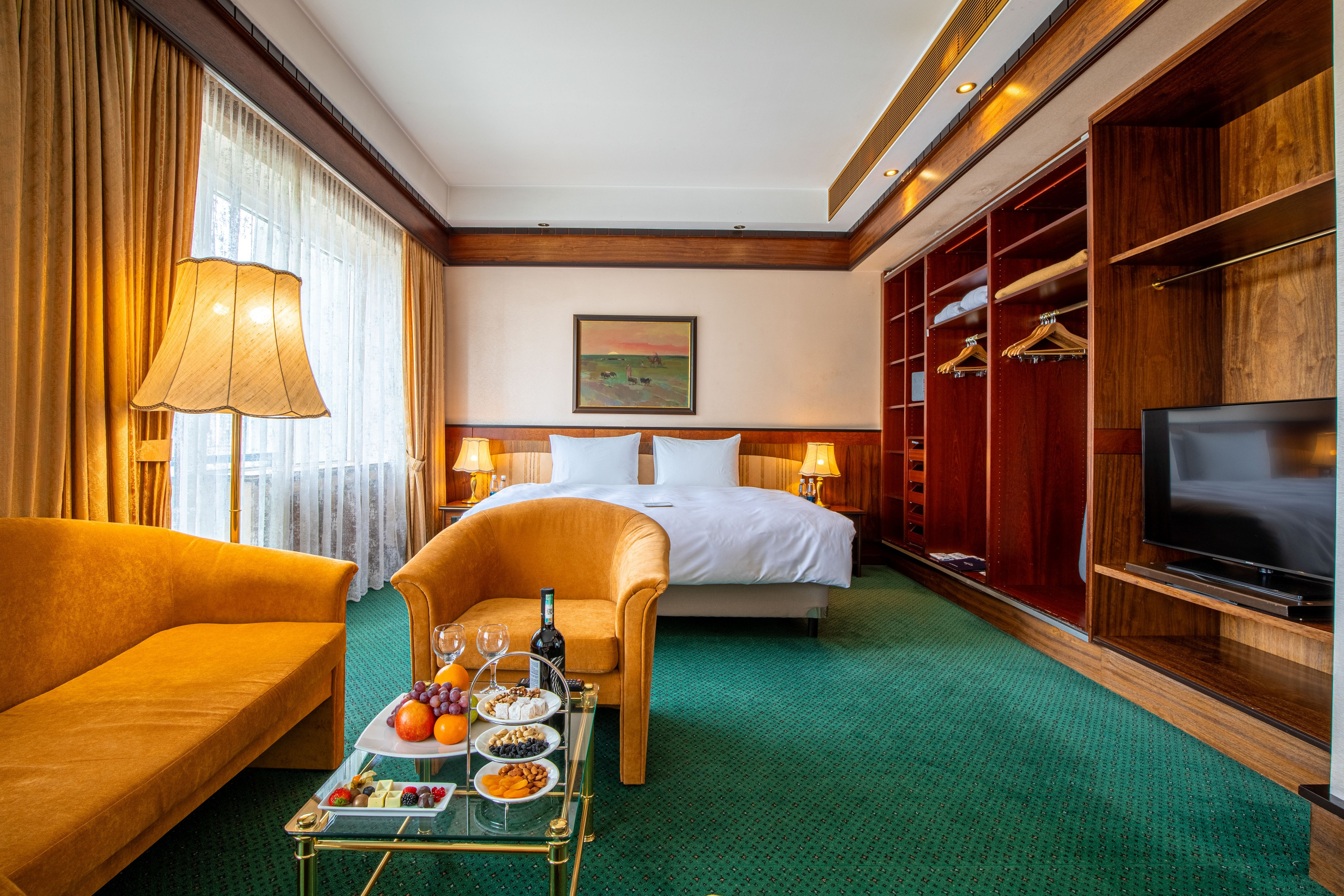 Интерьерная съёмка отеля «RAHAT PALACE»