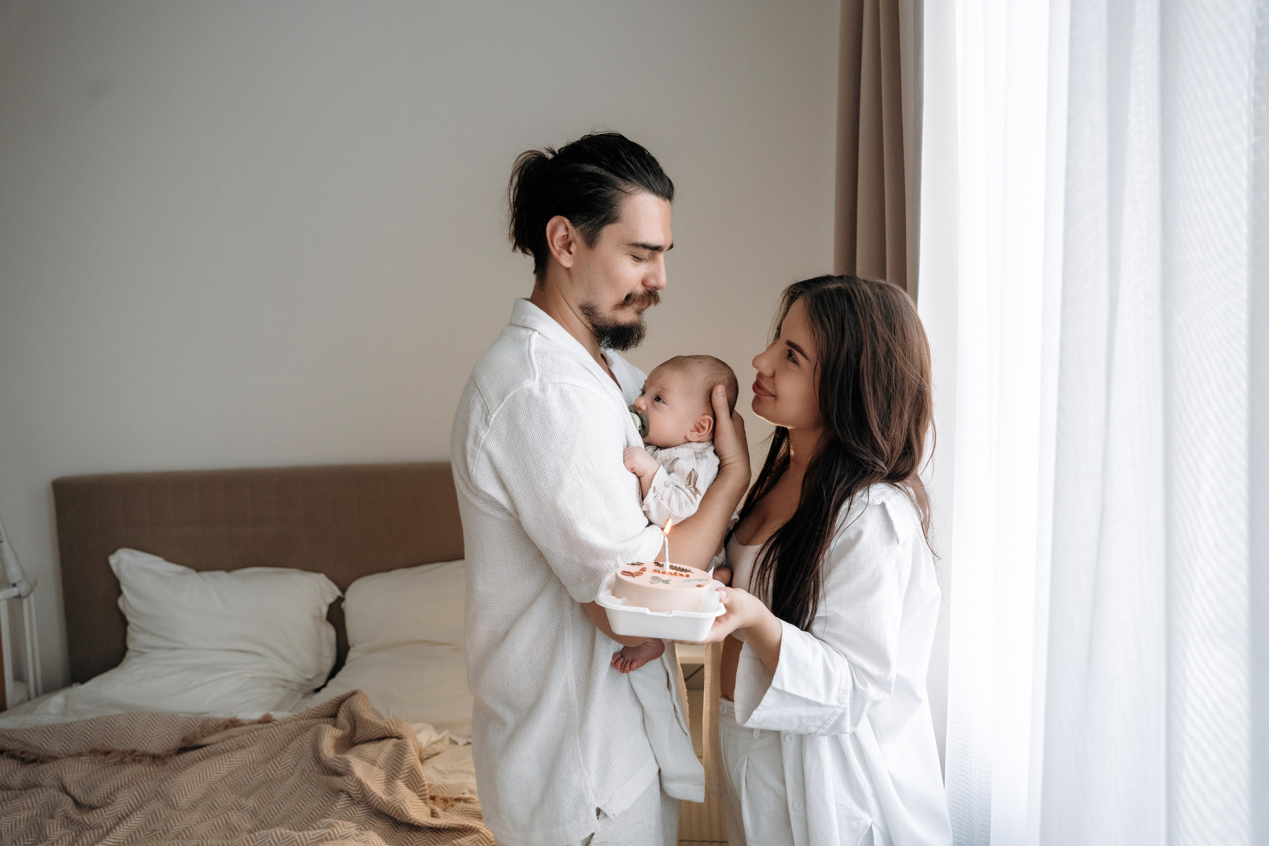 Малыш Марс дома с родителями. Семейный и свадебный фотограф в Ульяновске Арина Авдеева