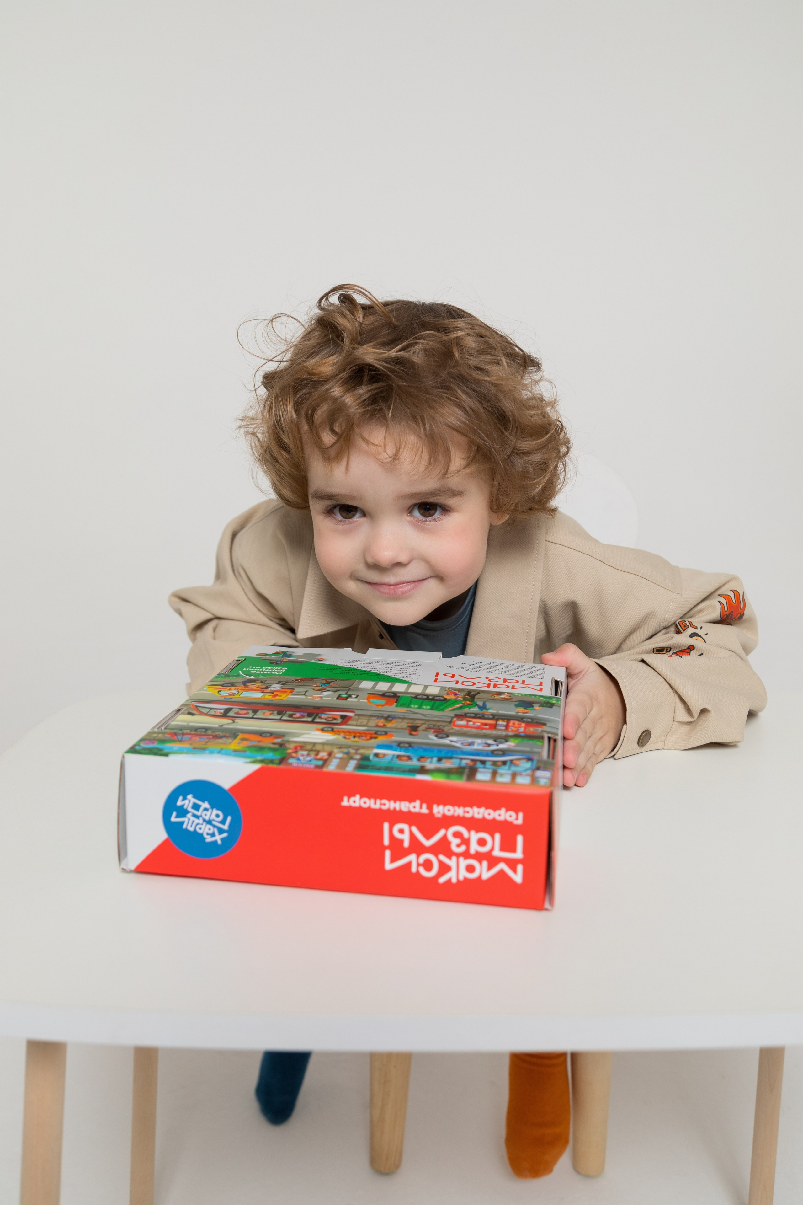 Имиджевая и каталожная съёмка для бренда детских пазлов. Детский и контент фотограф Надя Волкова Санкт-Петербург