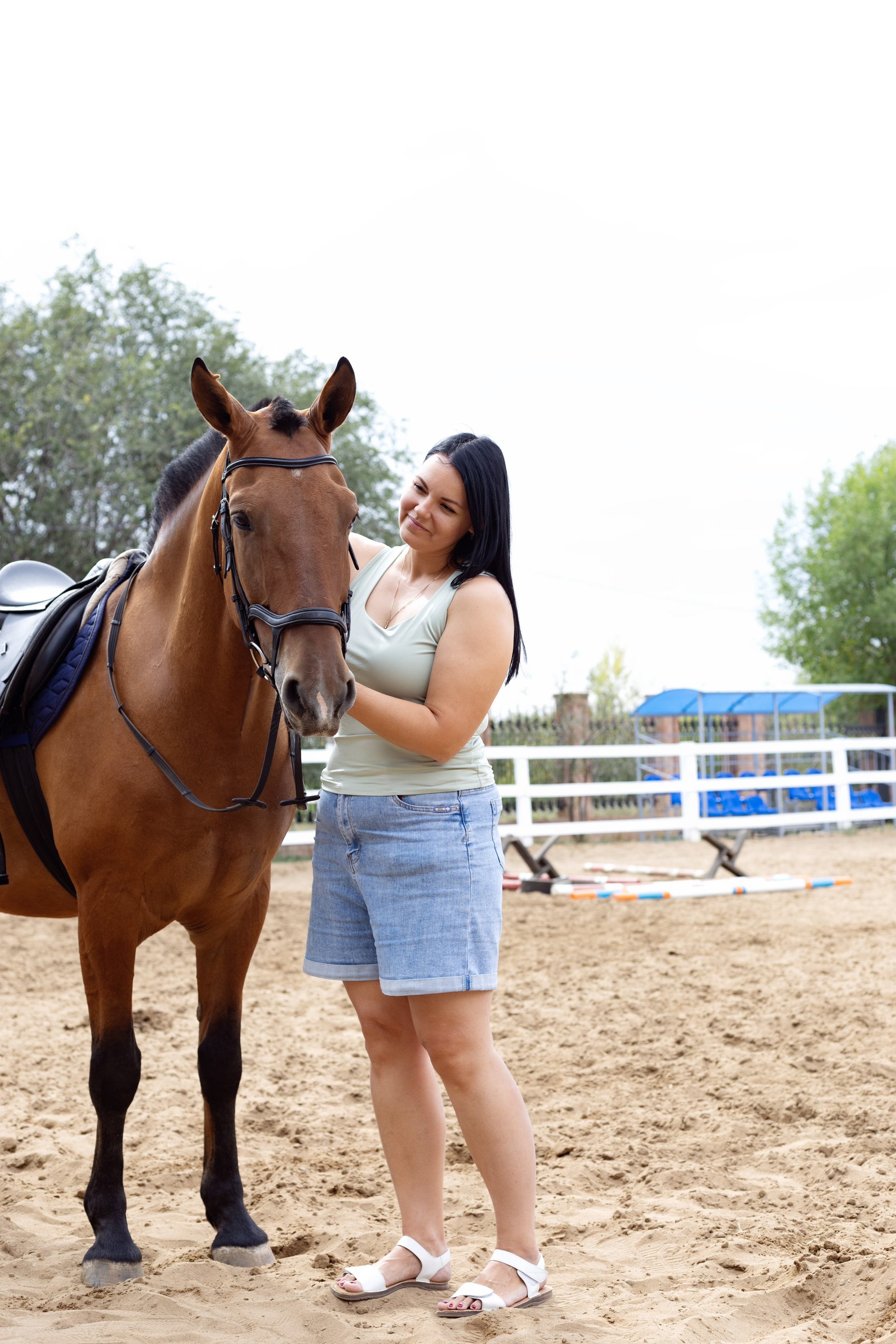 Лера в Конно-спортивном клубе. Женский фотограф в Орске Новотроицке Динара Долганова