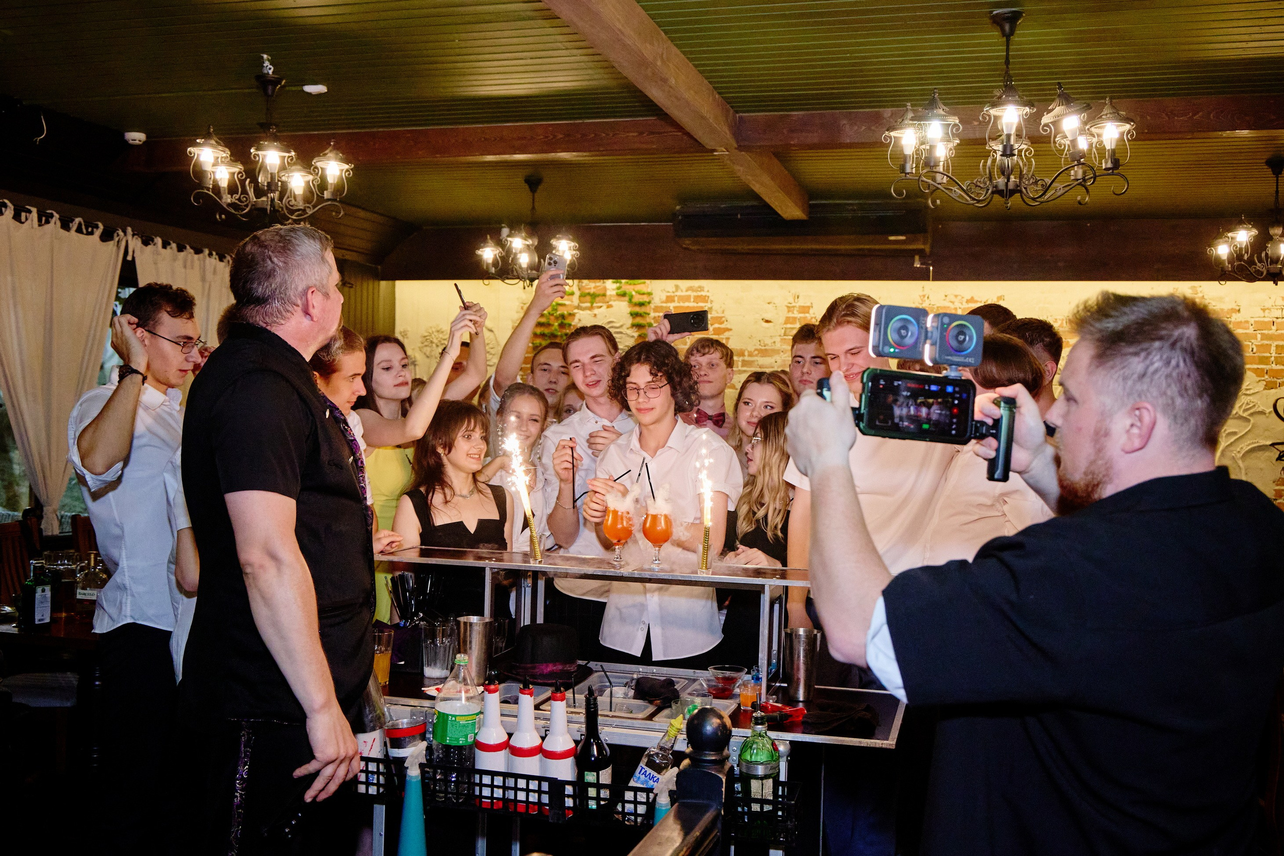 Выпускной 35 Сош. Фотограф Выпускные альбомы Таганрог Сергей Коробченко