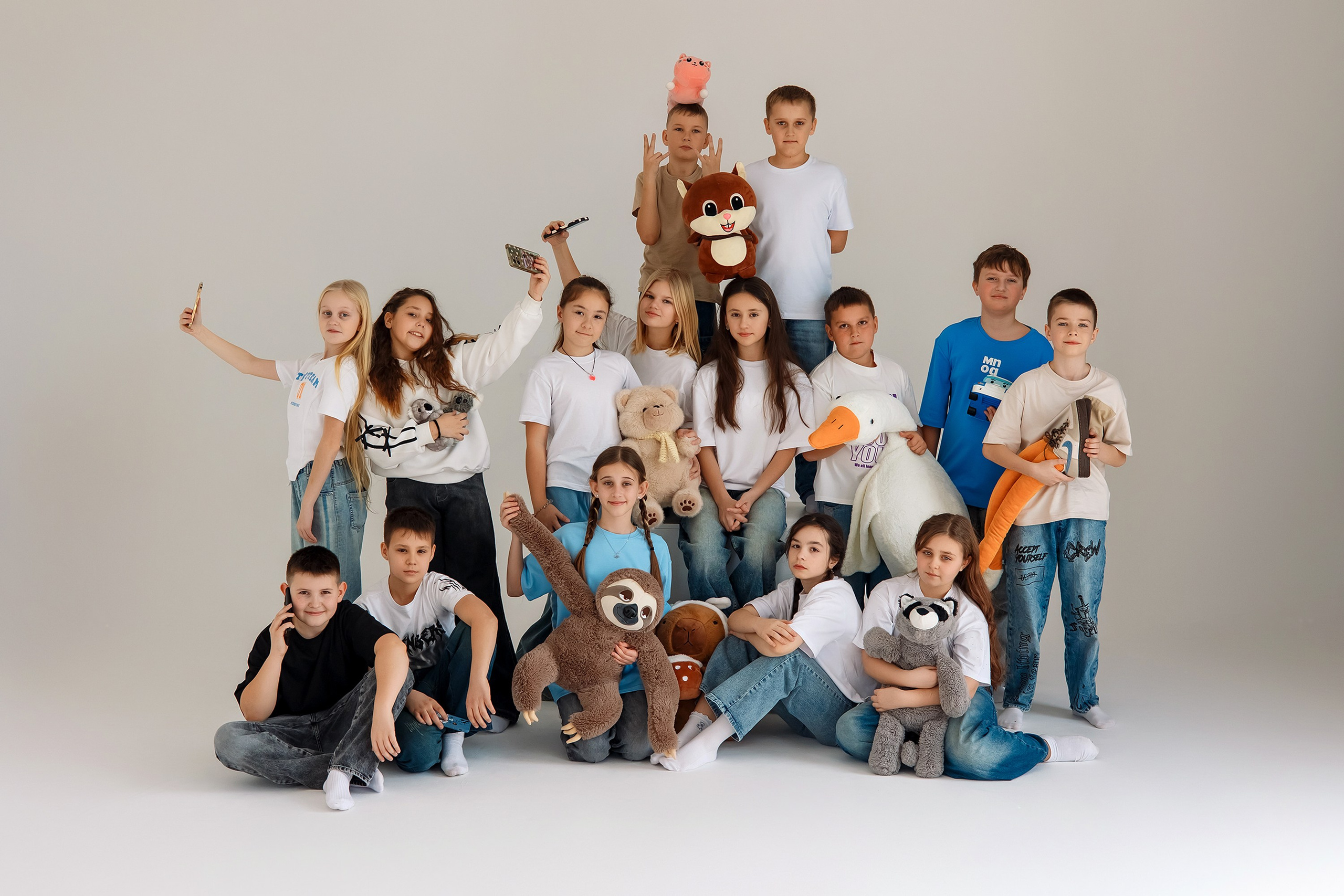 4 класс съемка в фотостудии. Фотограф Любовь Корниенко, Примоский край