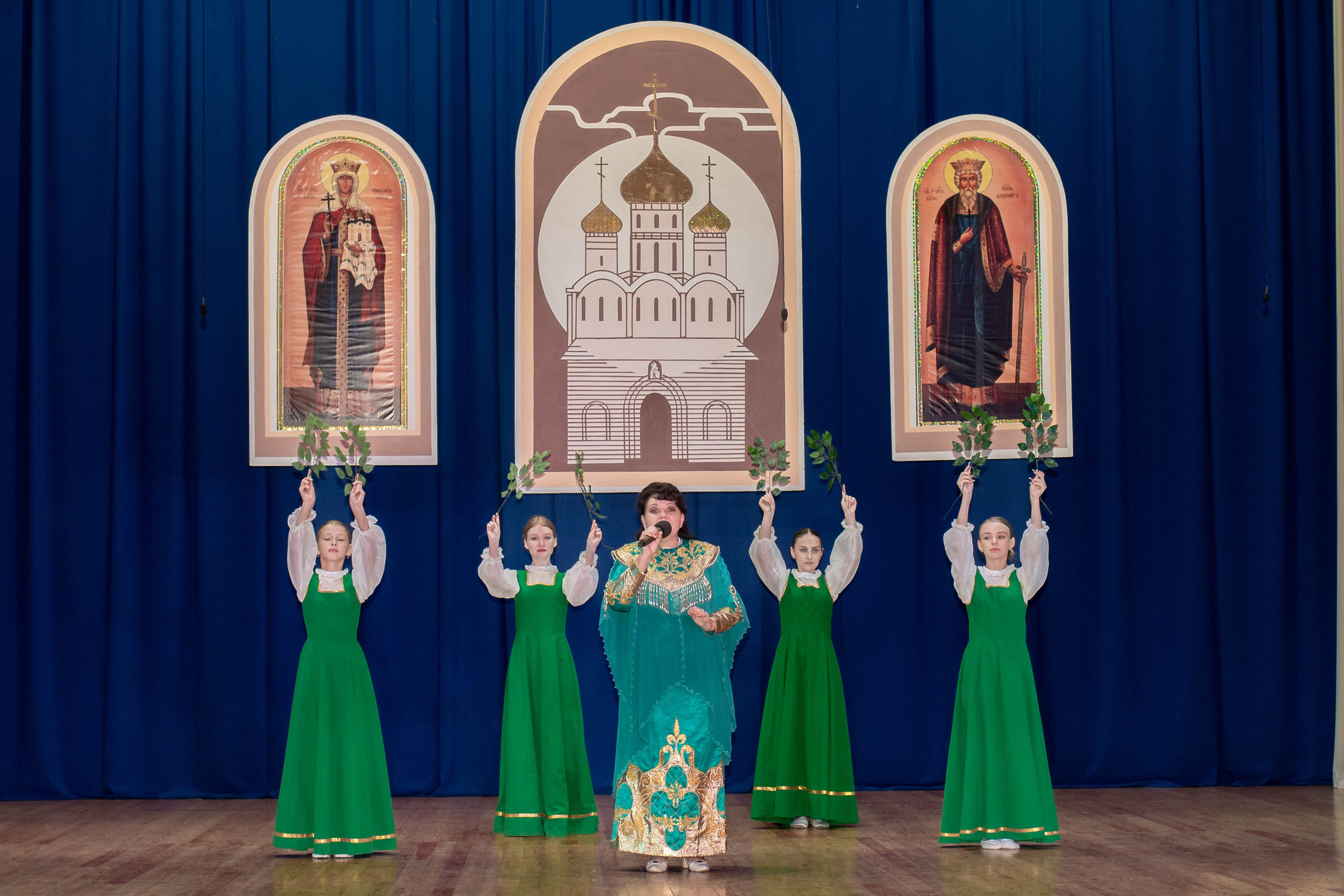 День Святого Владимира п. Радуга. Главная