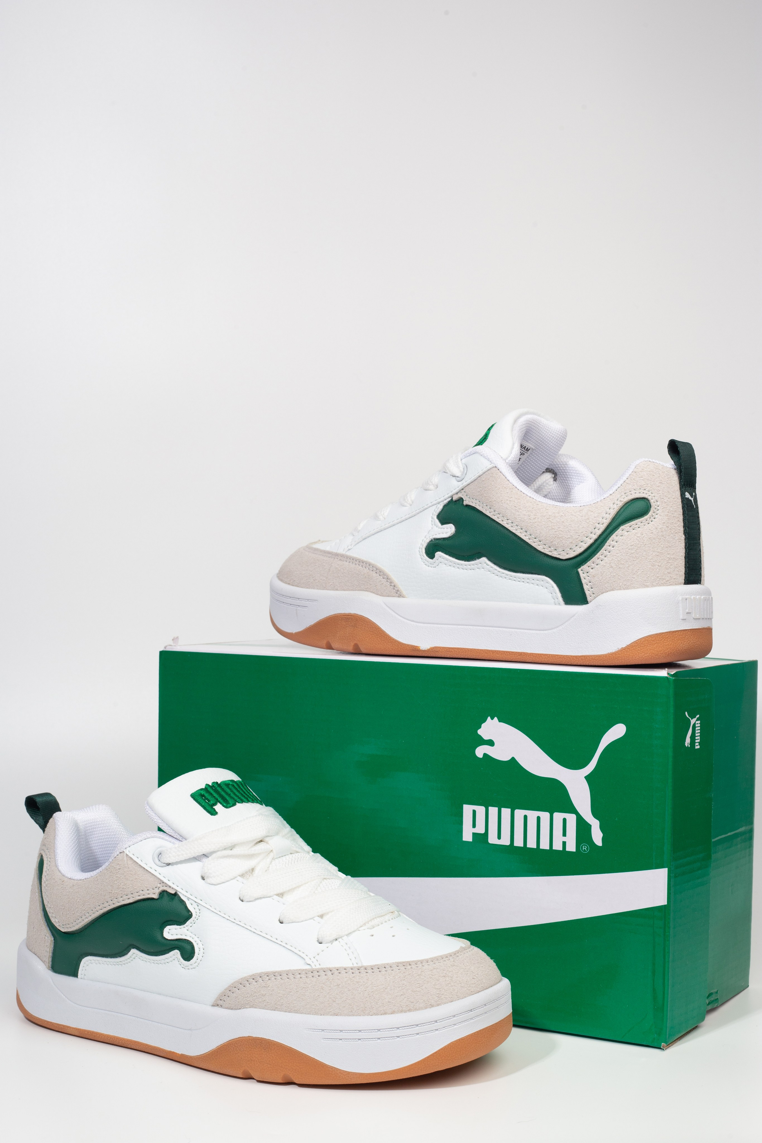 Кроссовки PUMA. Фотограф для различных событий, проектов, маркетплейсов, сайтов и мероприятий в Екатеринбурге