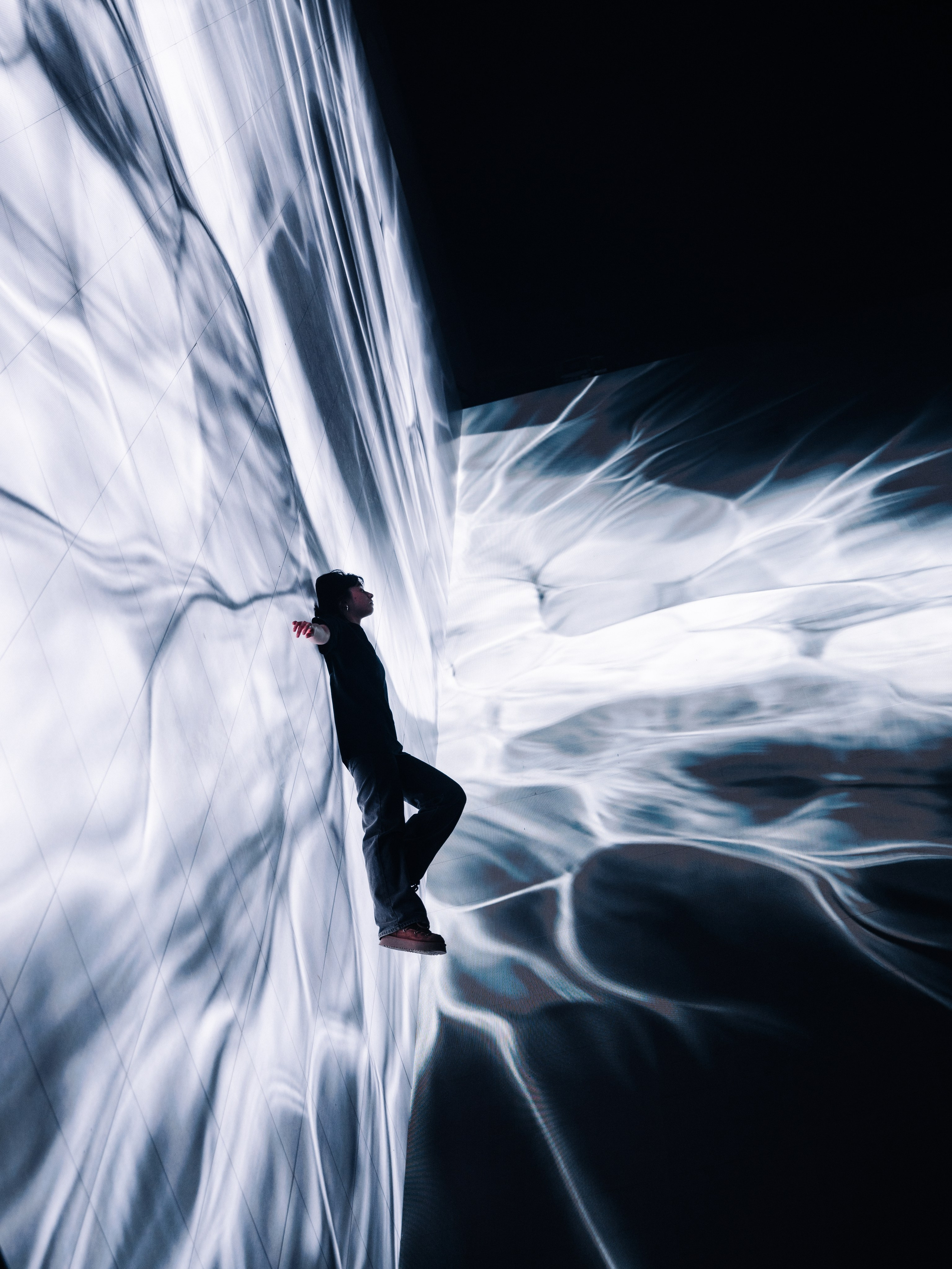 INTERVALS.EXHIBITION. @tomrus: Рустам Шагиморданов — фотограф