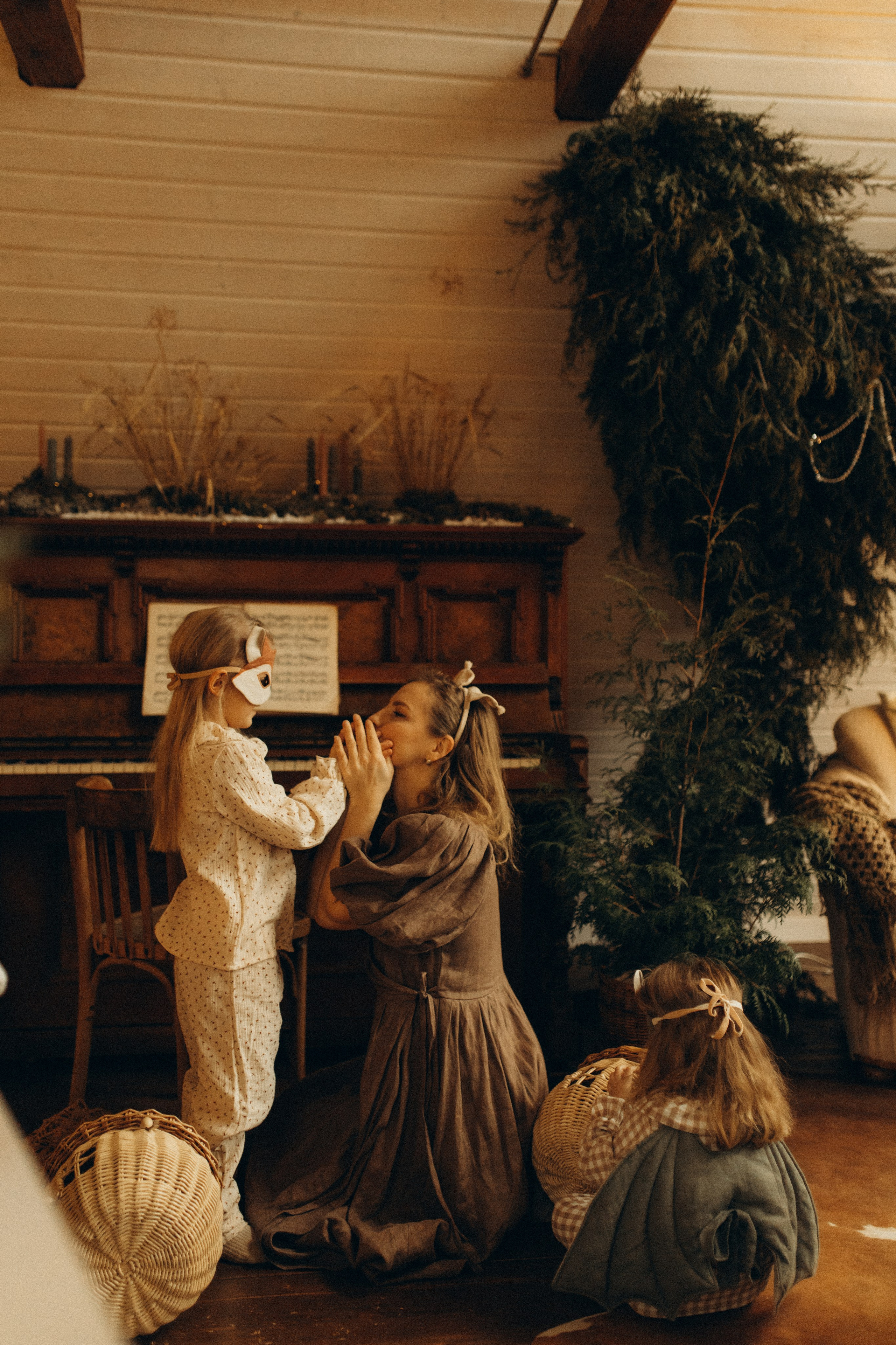 Ира, Дуня, Агуся, Маша. Семейный фотограф Оля Гладченко