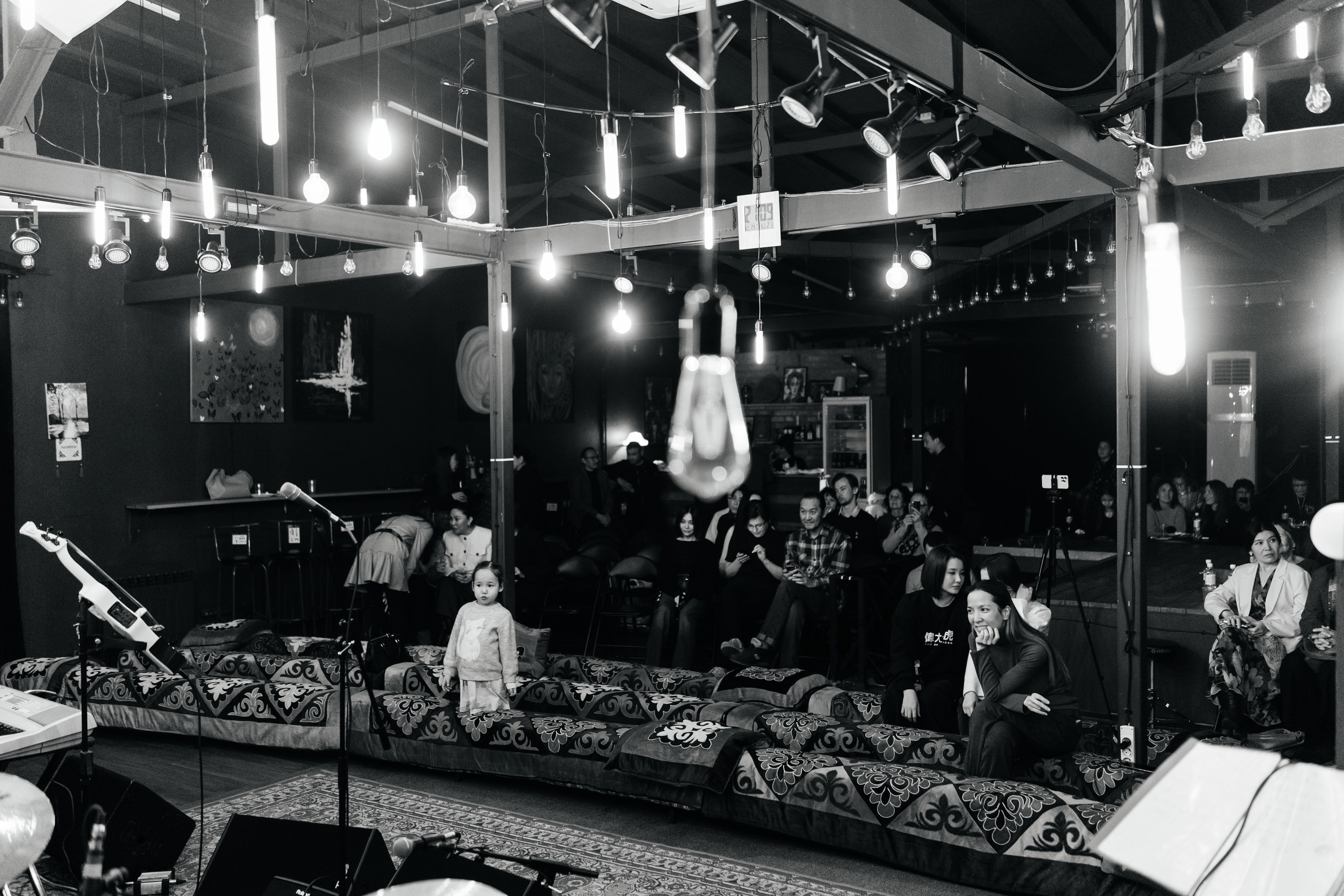 Концерт. Свадебный фотограф алматы Шожебаев Кайрат