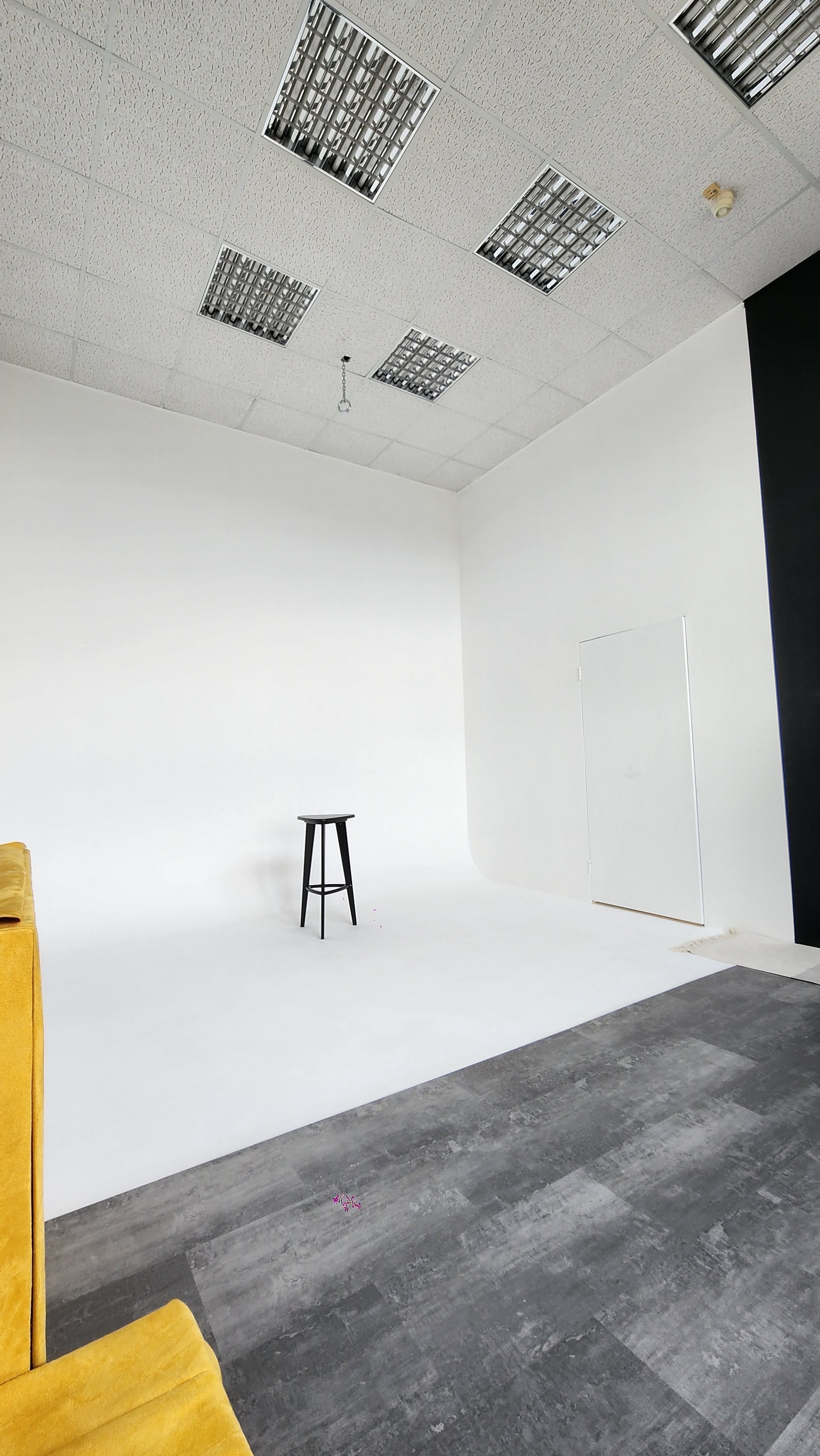 ЦИКЛОРАМА. Фотограф Москва Виктория Вишневская актерское / модельное портфолио