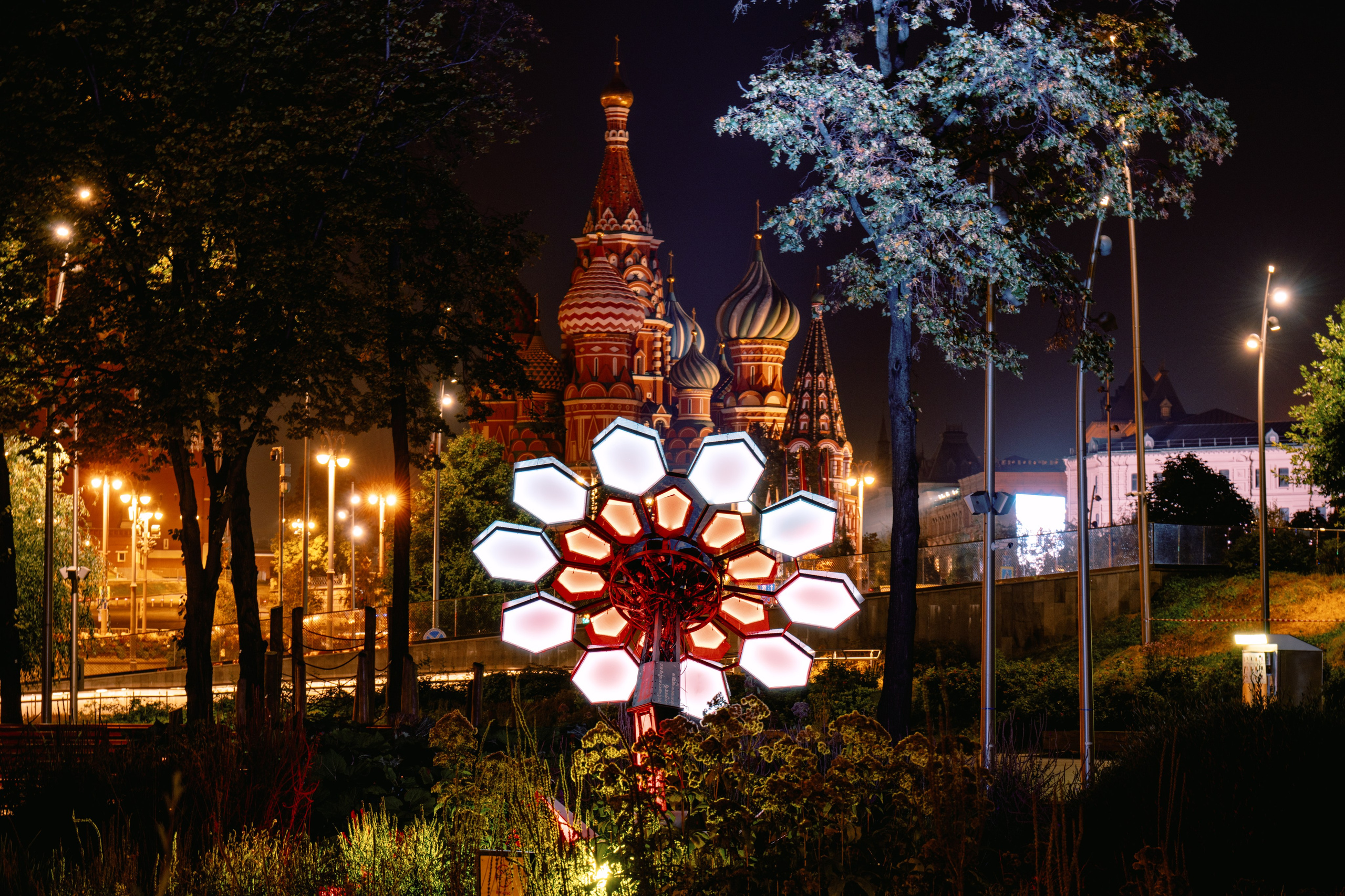 PANTERRA, Cyber Flower. @tomrus: Рустам Шагиморданов — фотограф