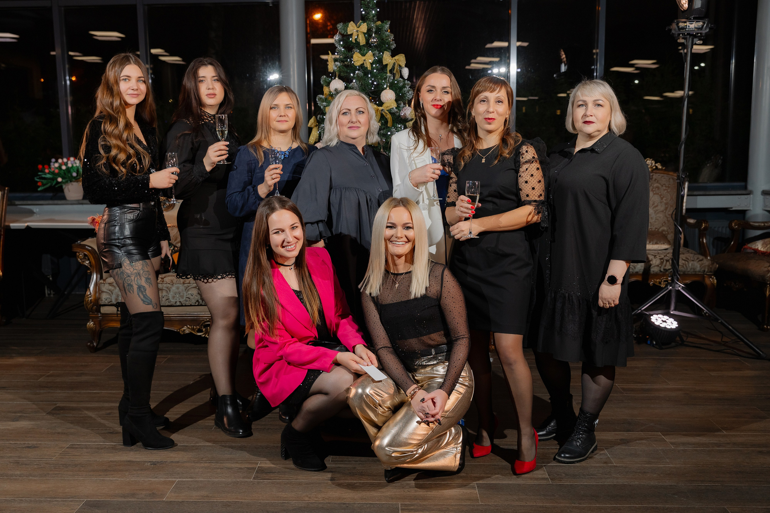 Корпоративная новогодняя фотосъемка для BELARUSBANK в Ресторане «Урарту». Свадебный фотограф в Минске/Беларуси Сергей Спиридонов