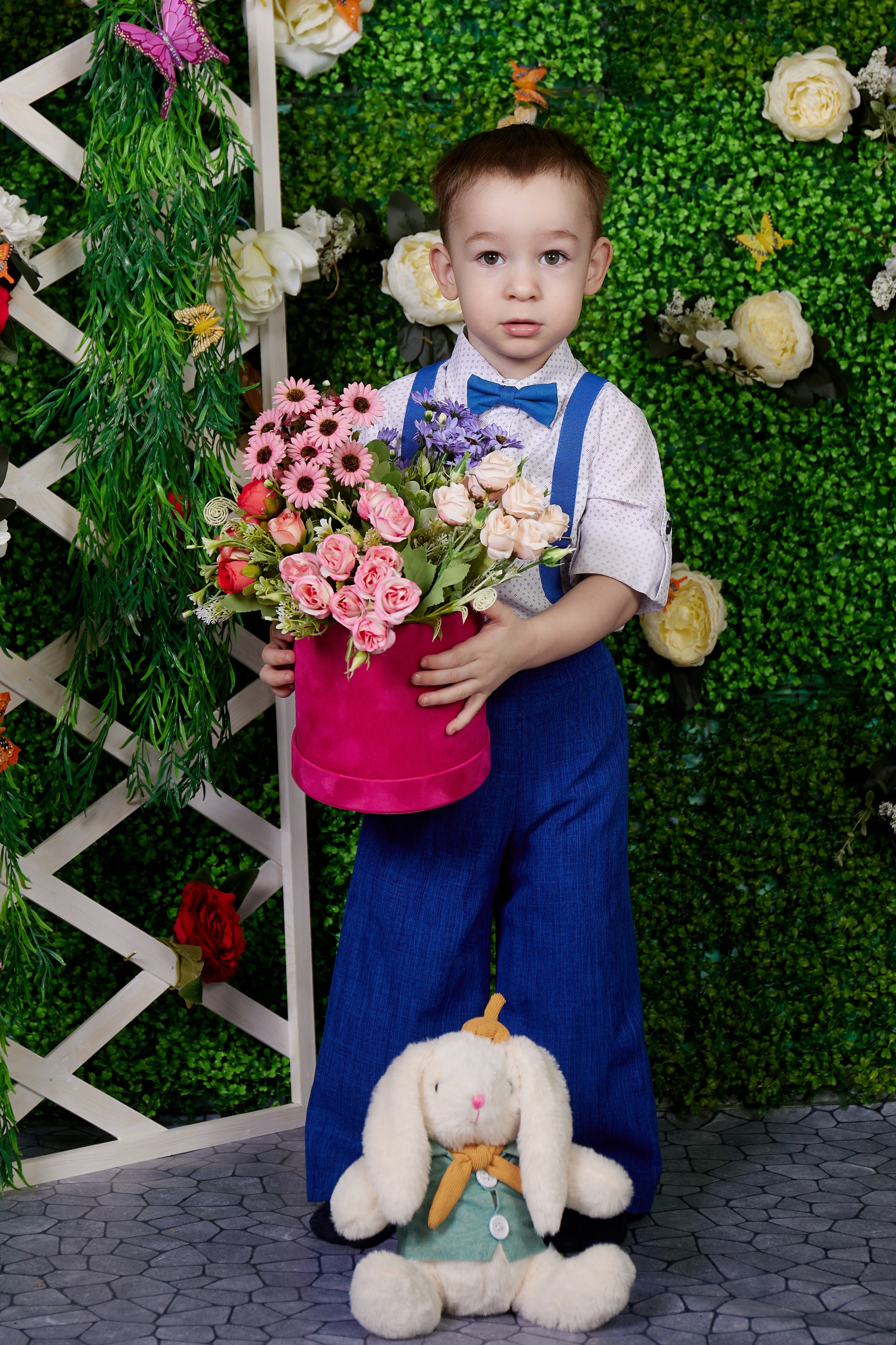 Цветы для мамы. Детская выездная фотостудия