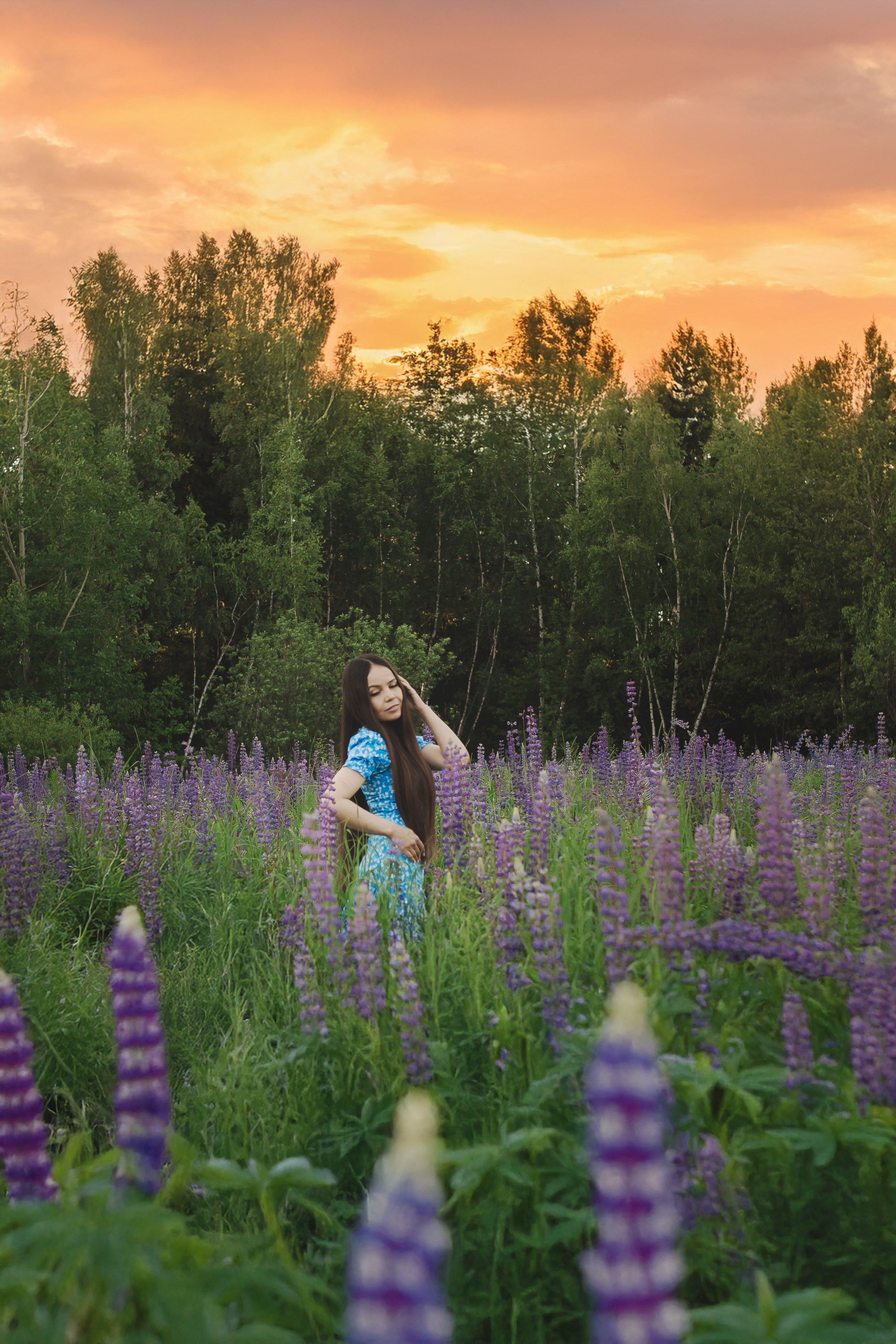 Таня в люпинах — бренд‑фотосессия в Москве, О проекте: люпиновый образ и атмосфера, Почему выбраны люпины?, Что мы создаём вместе, Образы и стилизация, Локация и настроение, Где использовать фото, Забронируйте съёмку, бренд-фотосессия в люпинах, люпины в Москве, визуальный контент для экспертов, фотосессия для личного бренда, Катерина Сысуева, rina_sphoto