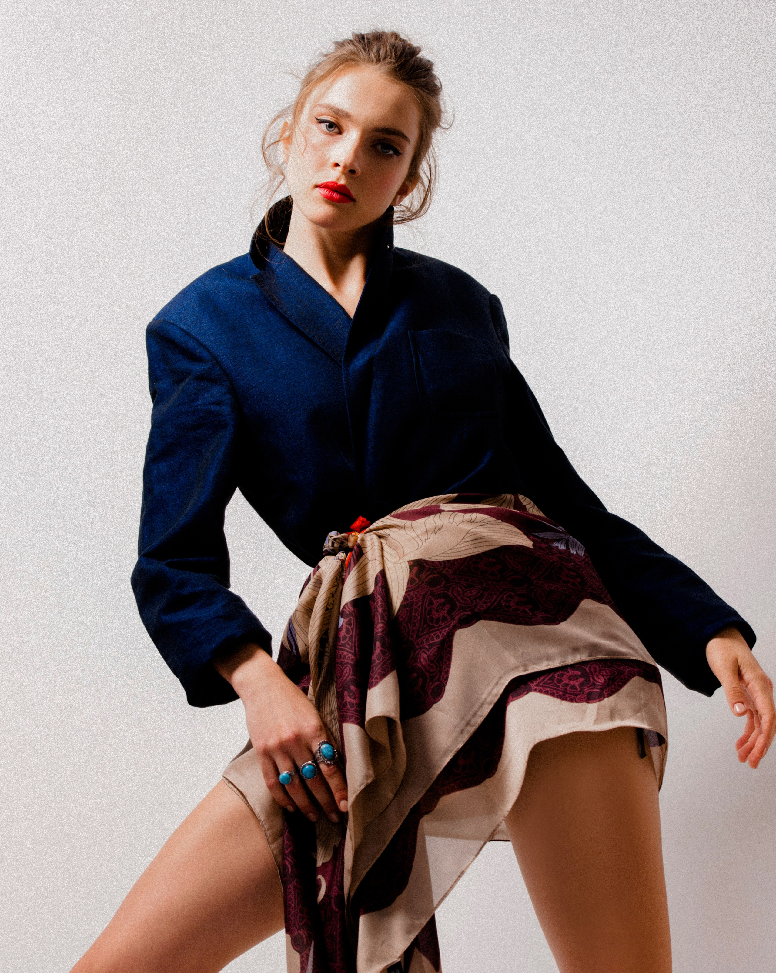 Editorial, fashion, арт-фэшн, съёмка для журнала, визуальная история, кинематографичный стиль, сюрреализм, мода, арт-проект, бренд
