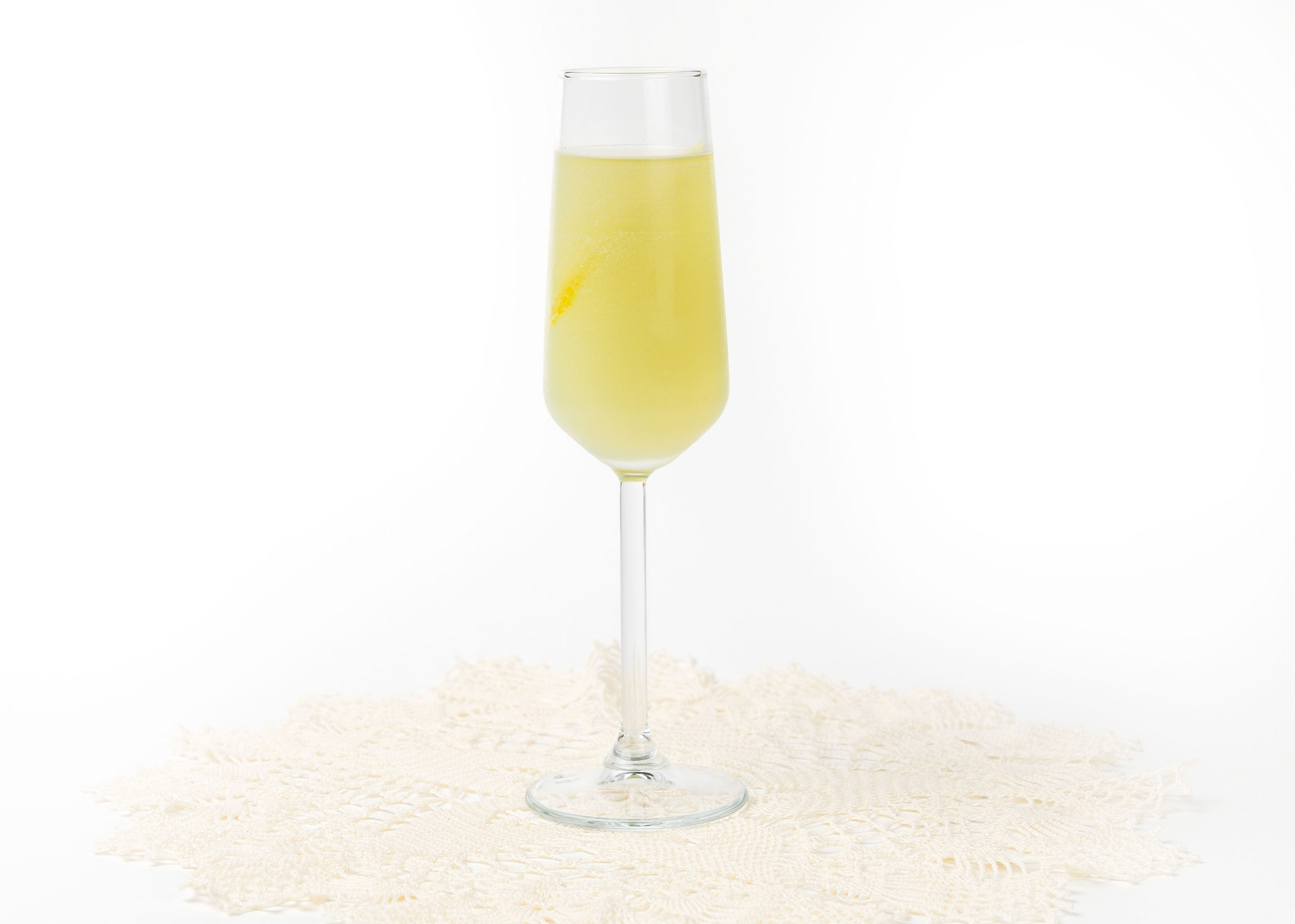 01.10.2025 Нино играет в домино, фото на меню. ФОТОГРАФ ВИНОГРАДОВА ДАРЬЯ