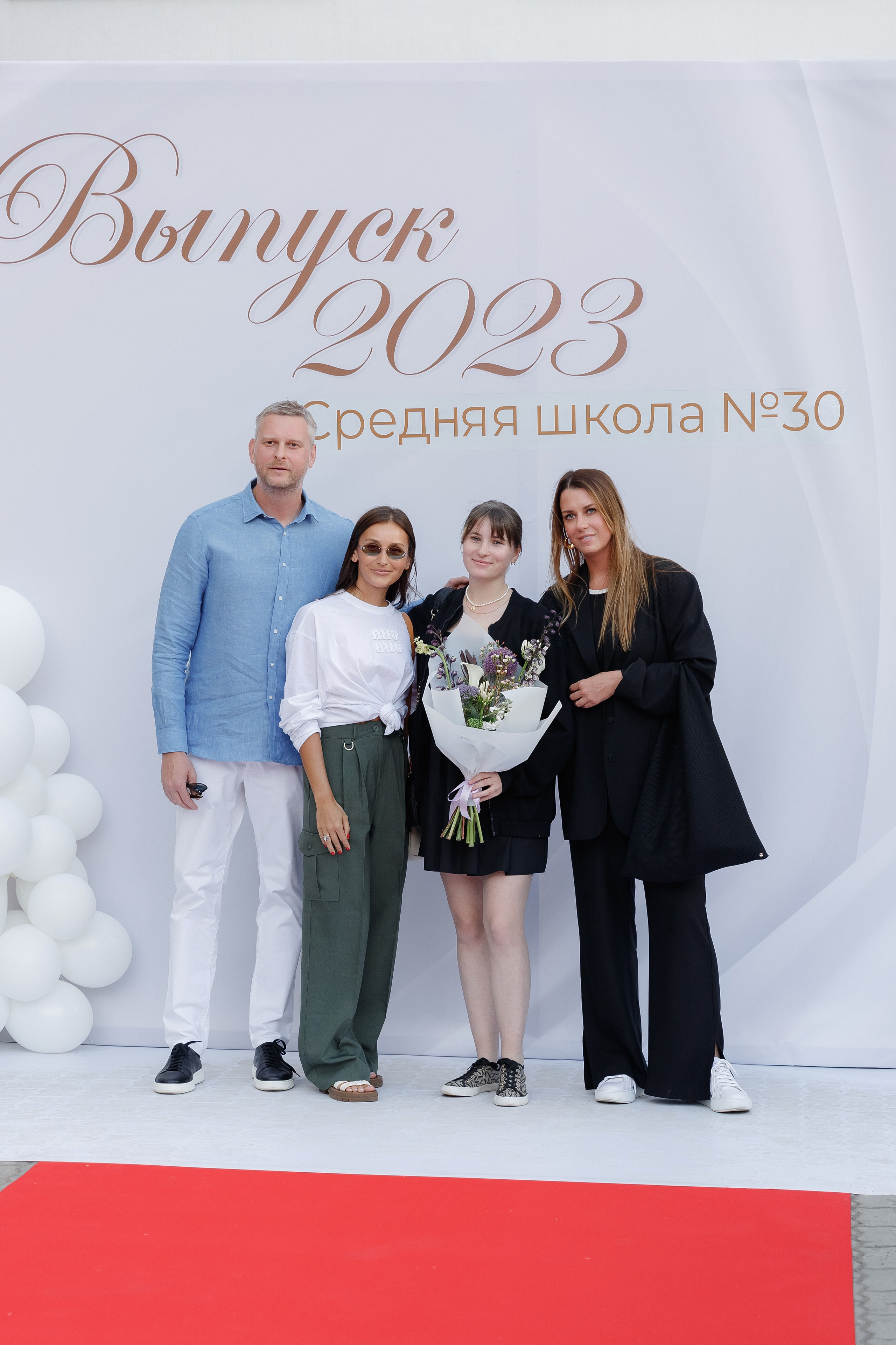 Школьный выпускной 2023 год в Минске. Свадебный фотограф в Минске/Беларуси Сергей Спиридонов