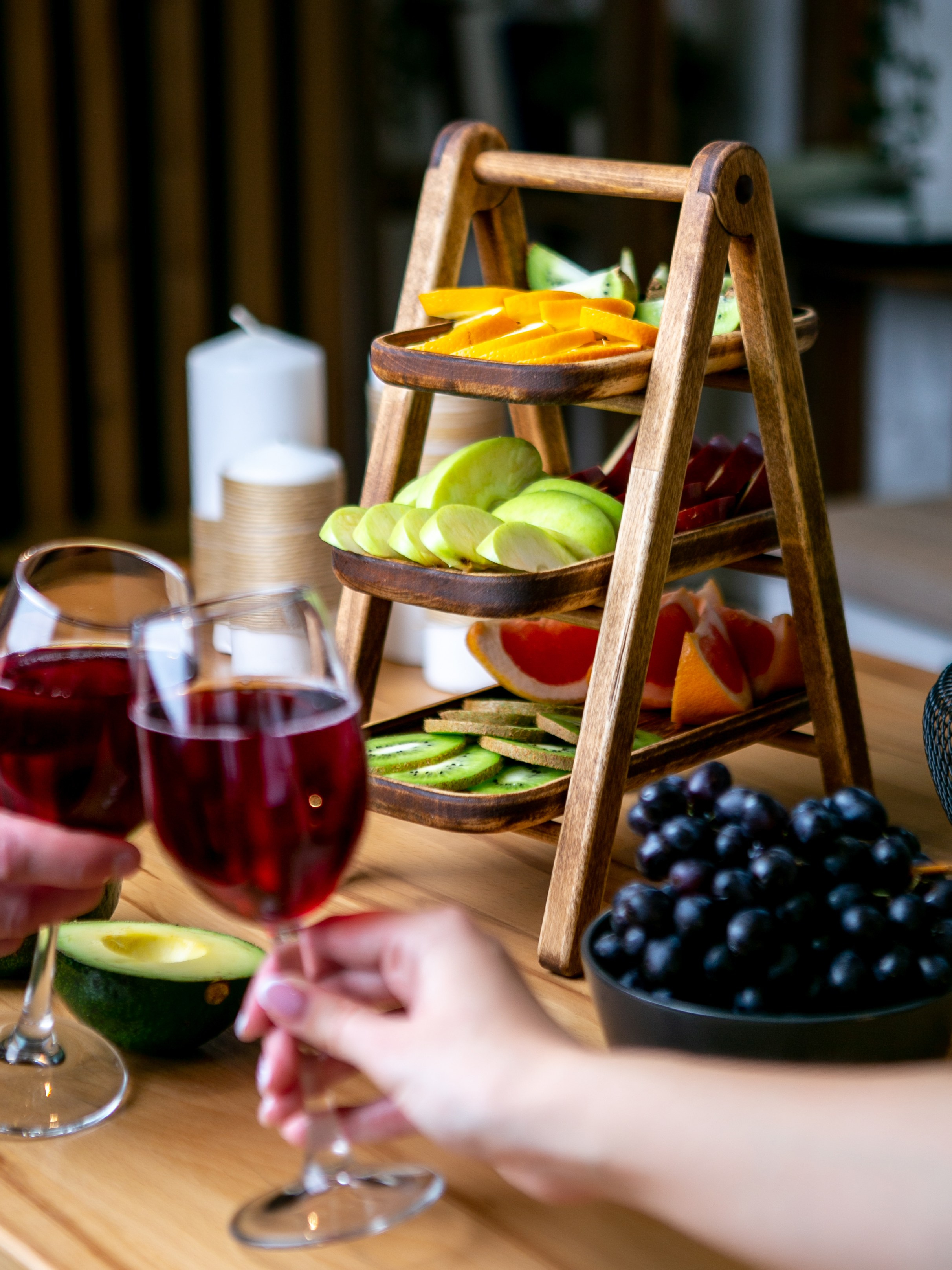 Подносы и этажерки. Контент фотограф, съемка для маркетплейсов, фуд съемка и репортажи в Новосибирске Ралия Галеева