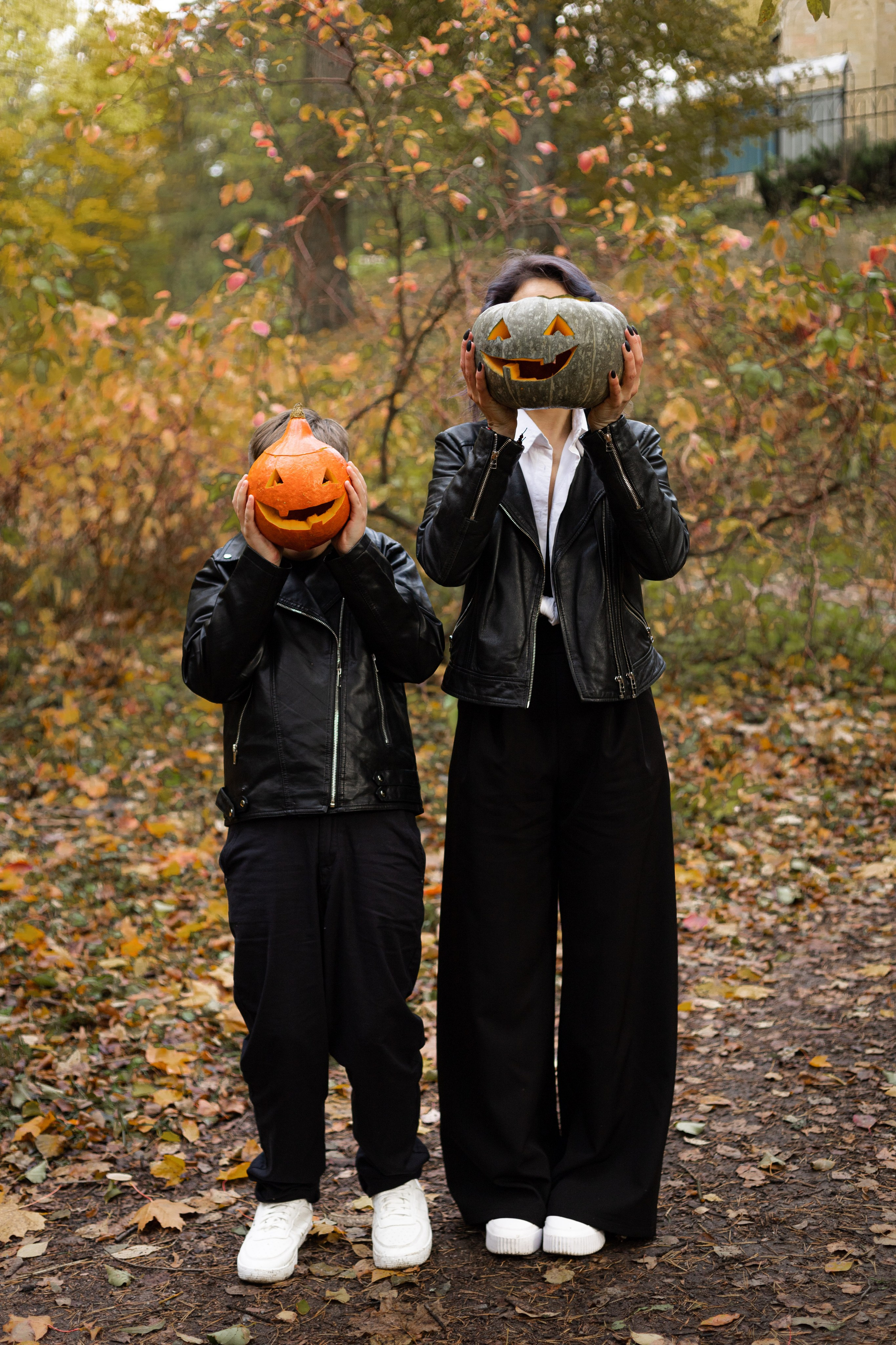 Катя и Вася. Фотосессия на Хэллоуин в парке. Семейный и детский фотограф в Санкт-Петербурге Павлова Елена