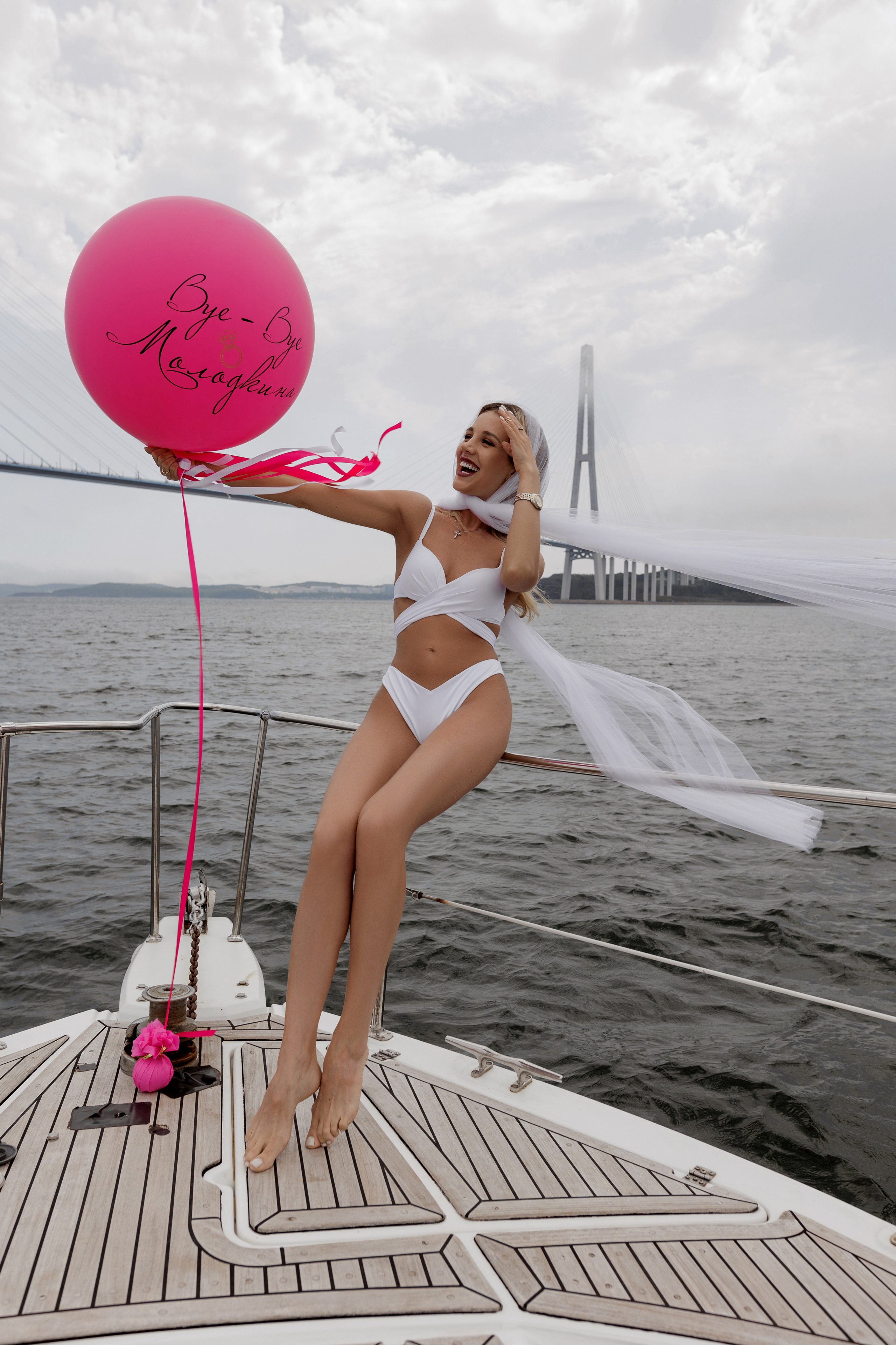 Девичник на катере…. Семейный фотограф и фотограф беременности во Владивостоке