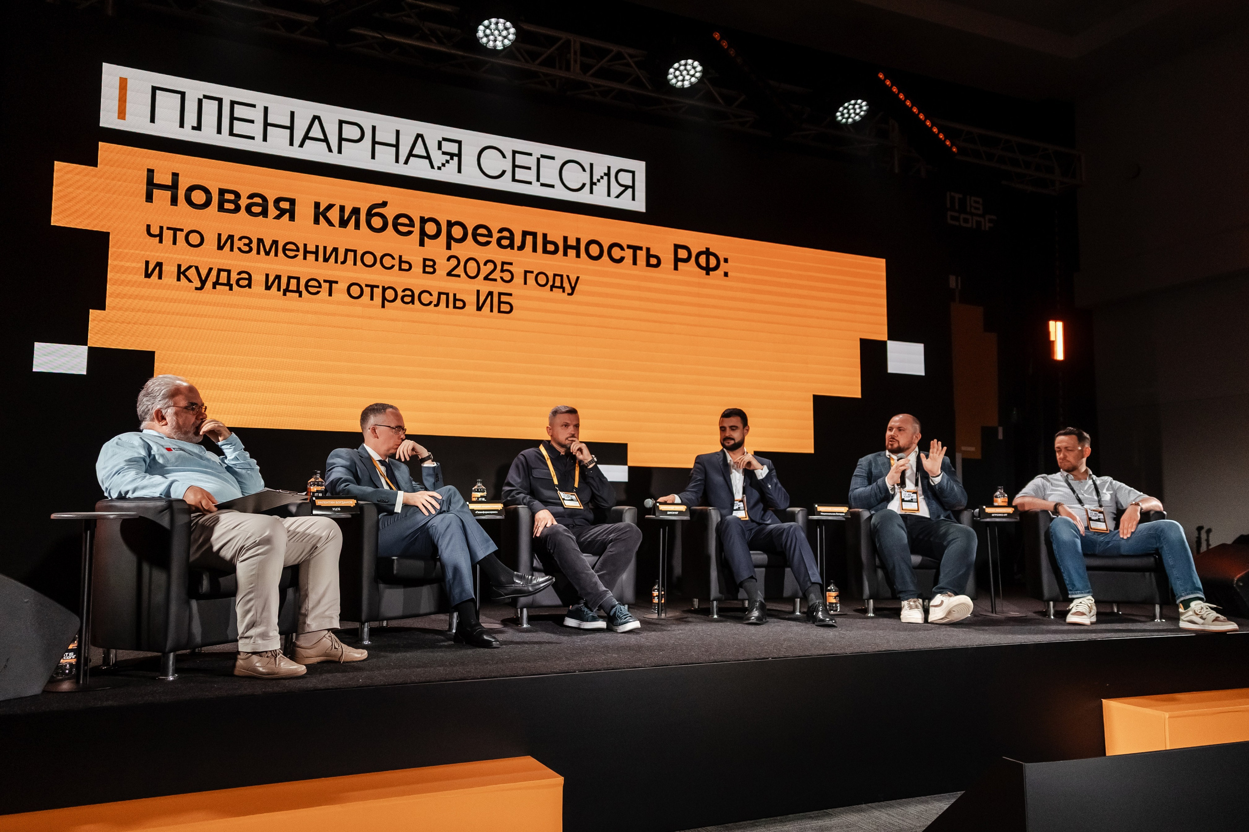Шумилова Валентина. Фотограф Валя Шумилова