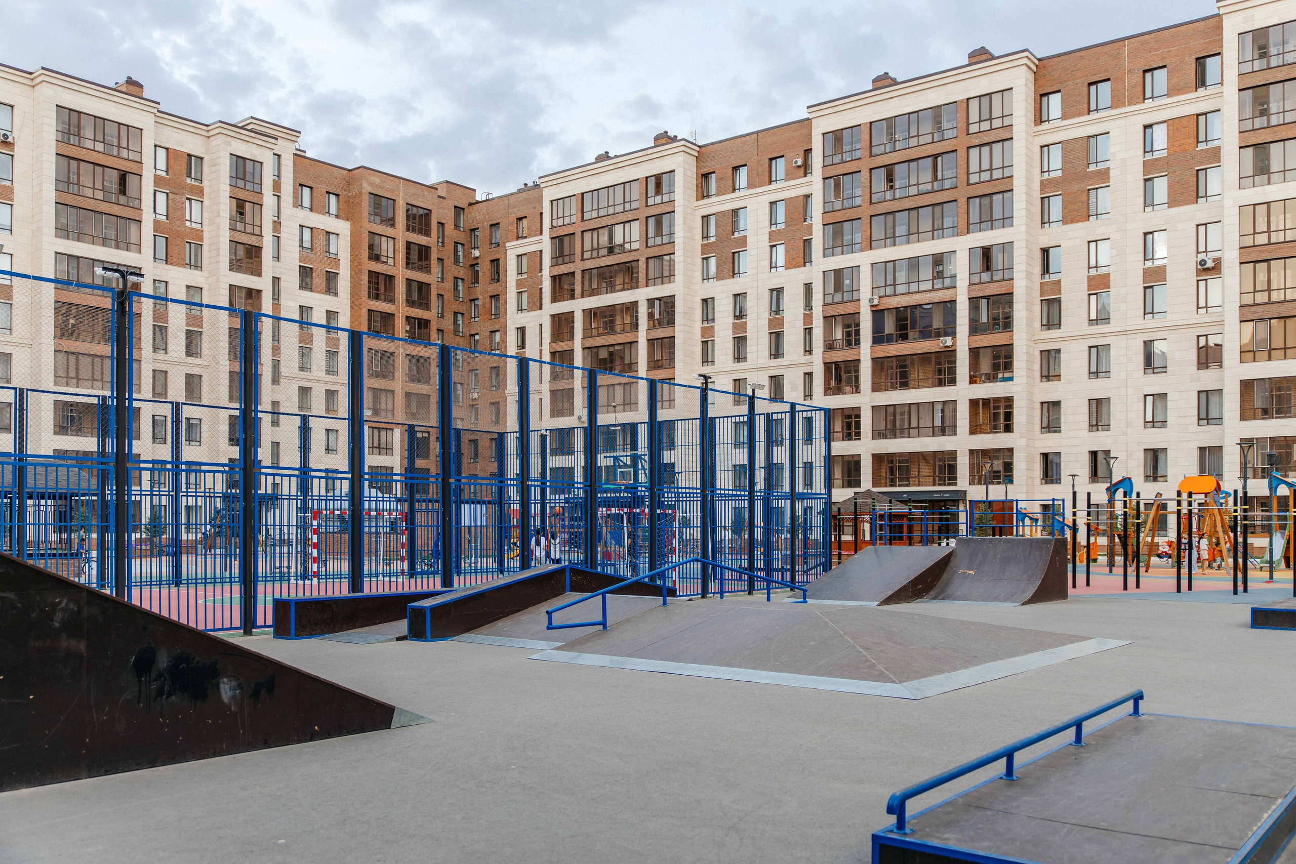 Проект 6. ЖК Манхэттен 1-5, Амстердам. Дата: июль 2023. Профессиональный фотограф в городе Астана/Алматы Даурен Сембаев