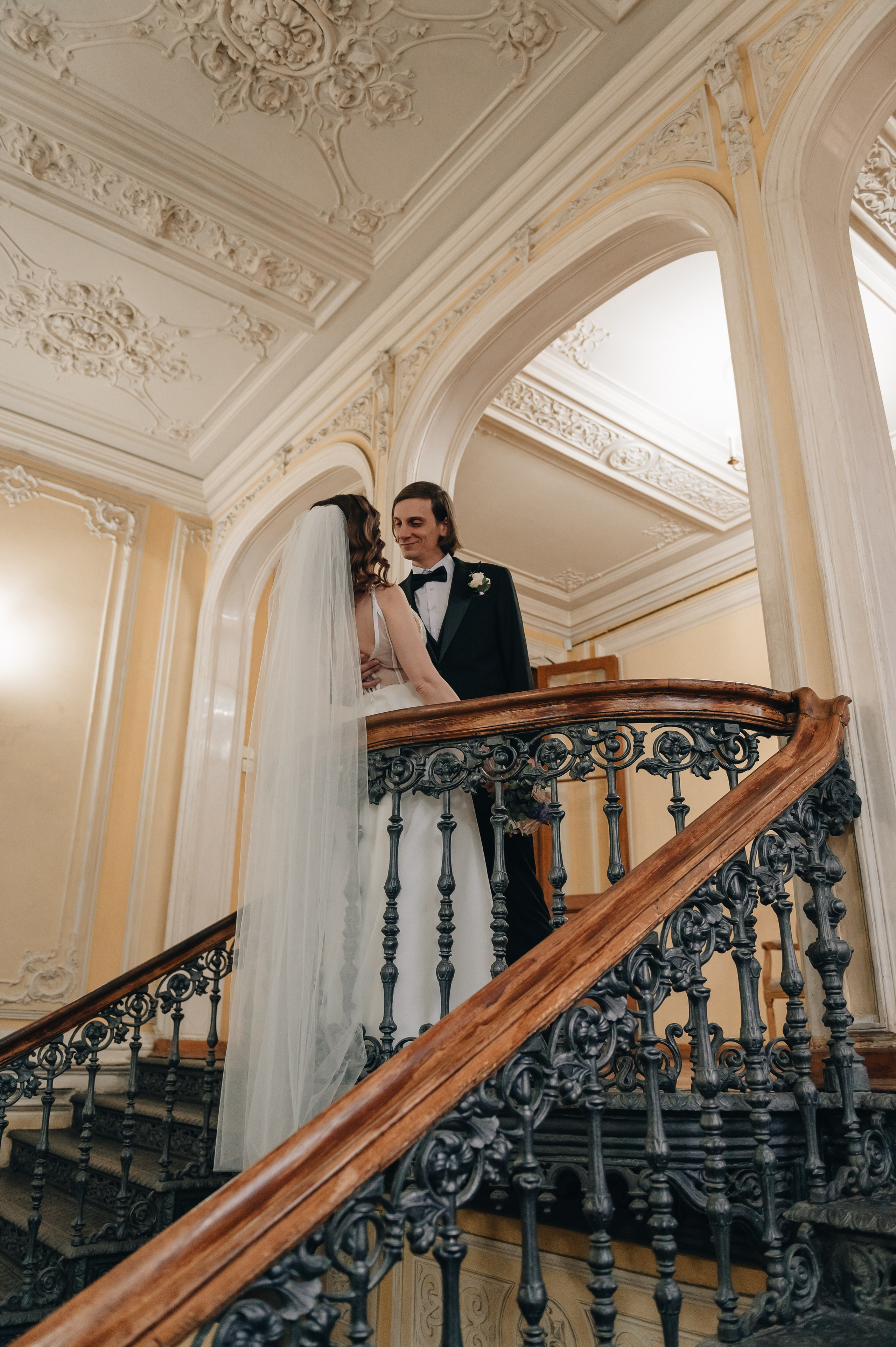 Свадебная фотосессия в библиотеке им. Пушкина. Портретный фотограф Москва Светлана Кашура