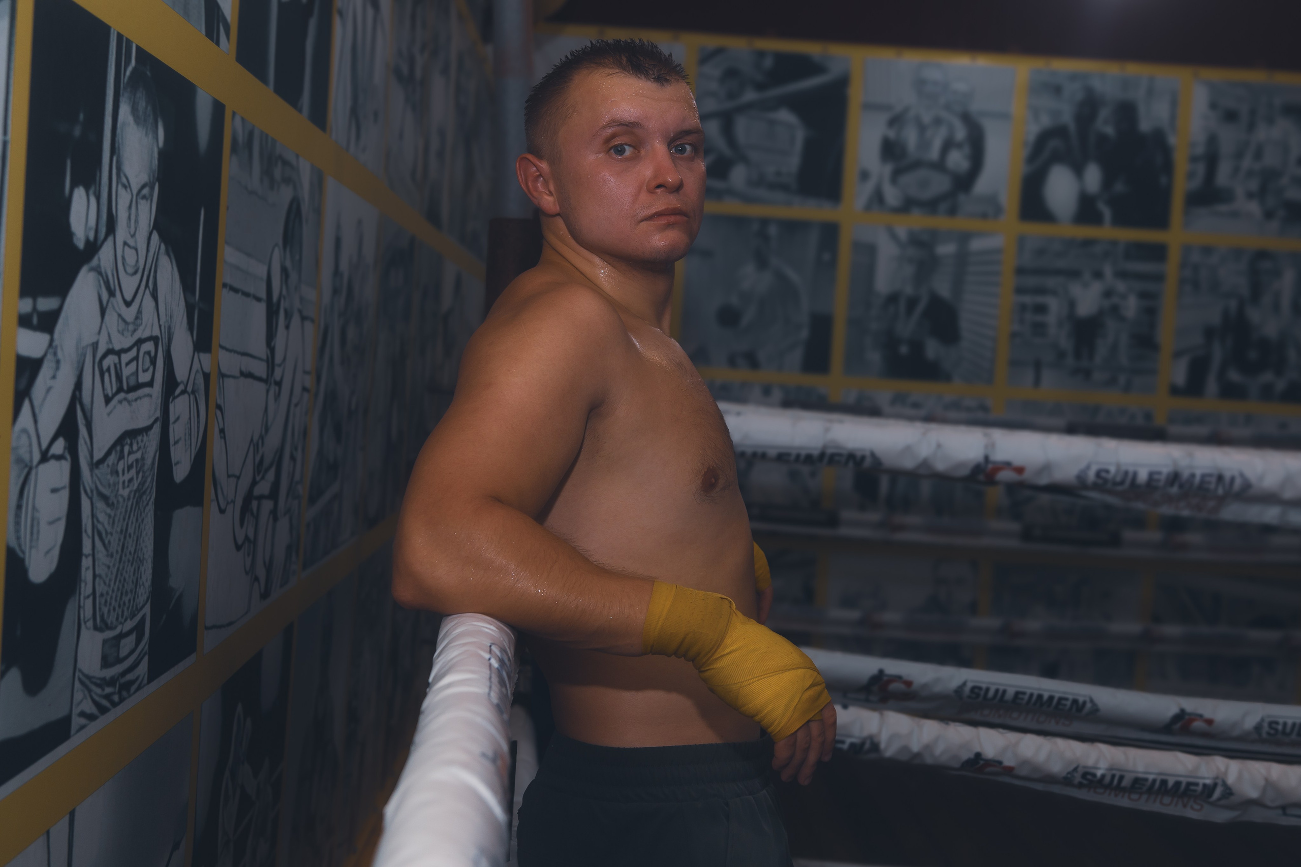 Golden gloves Minsk