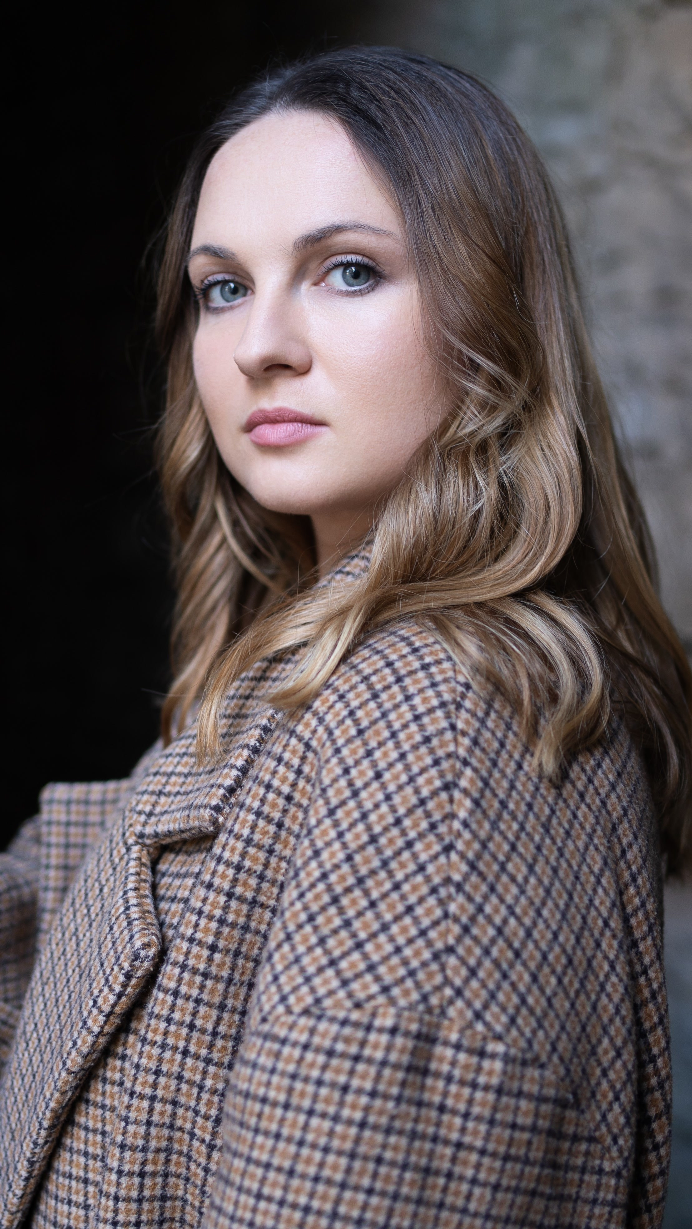 Alena. Photographe à Nîmes — portraits doux, sincères et lumineux