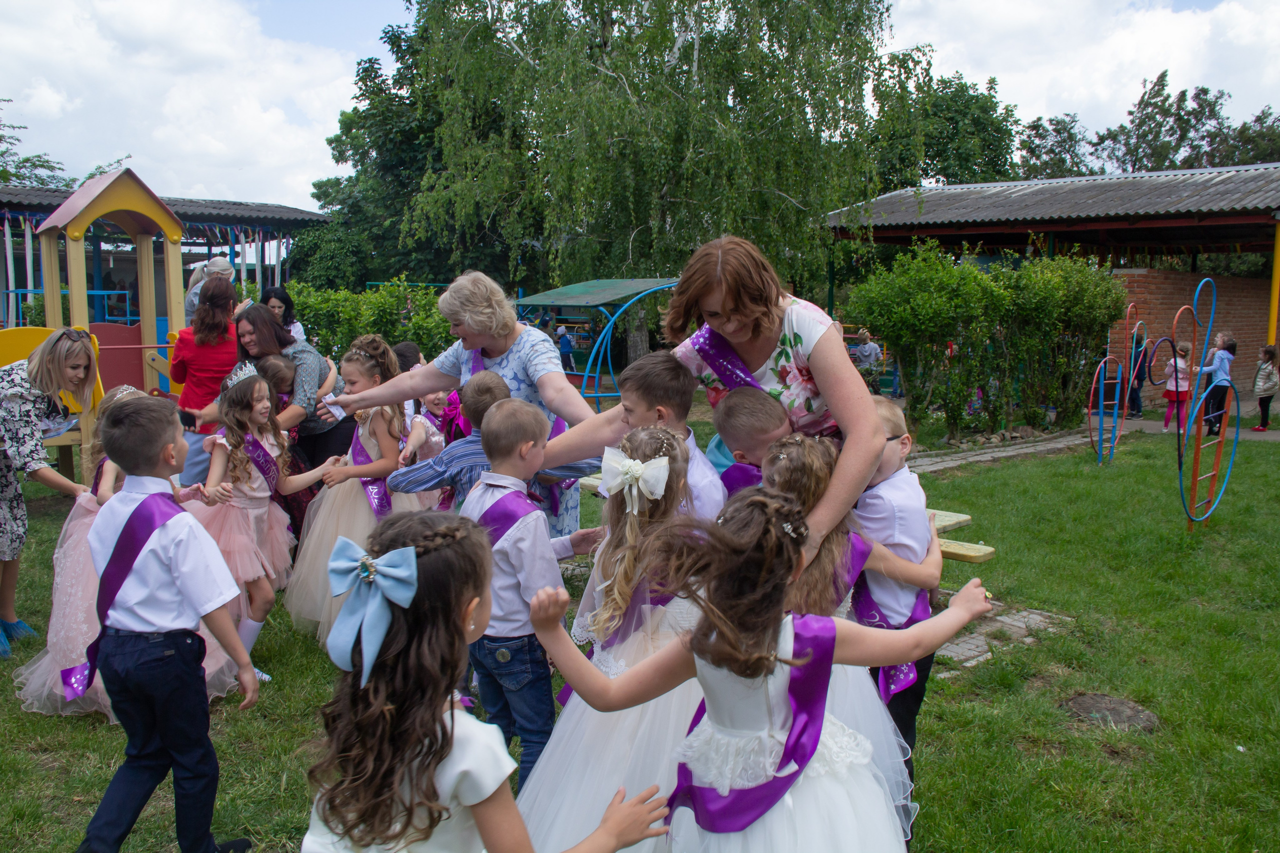 Выпускной ДС 50 группа «Подсолнушки»