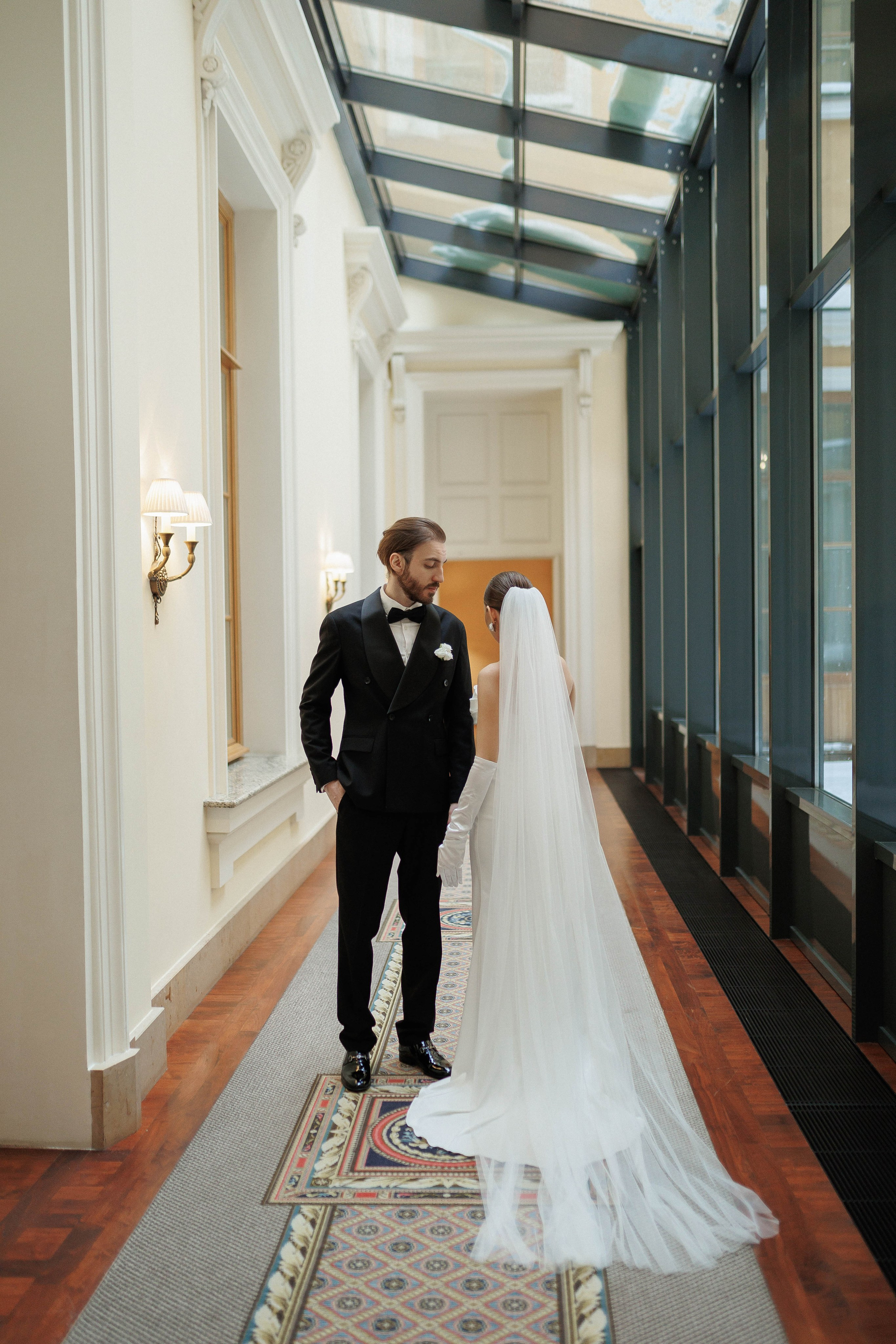 ···. Свадебный фотограф в Санкт-Петербурге Александра Чукавина