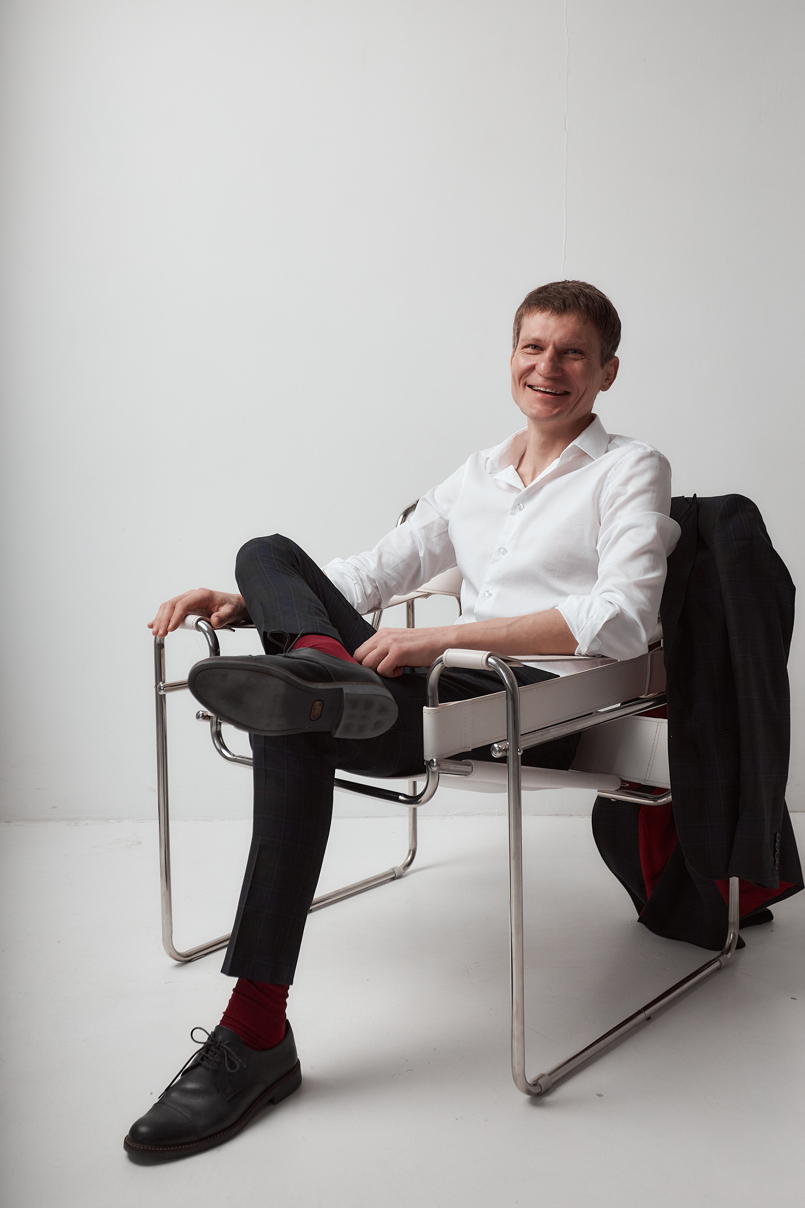 Бизнес-портрет. Продающий контент для маркетплейсов и e-commerce «под ключ»