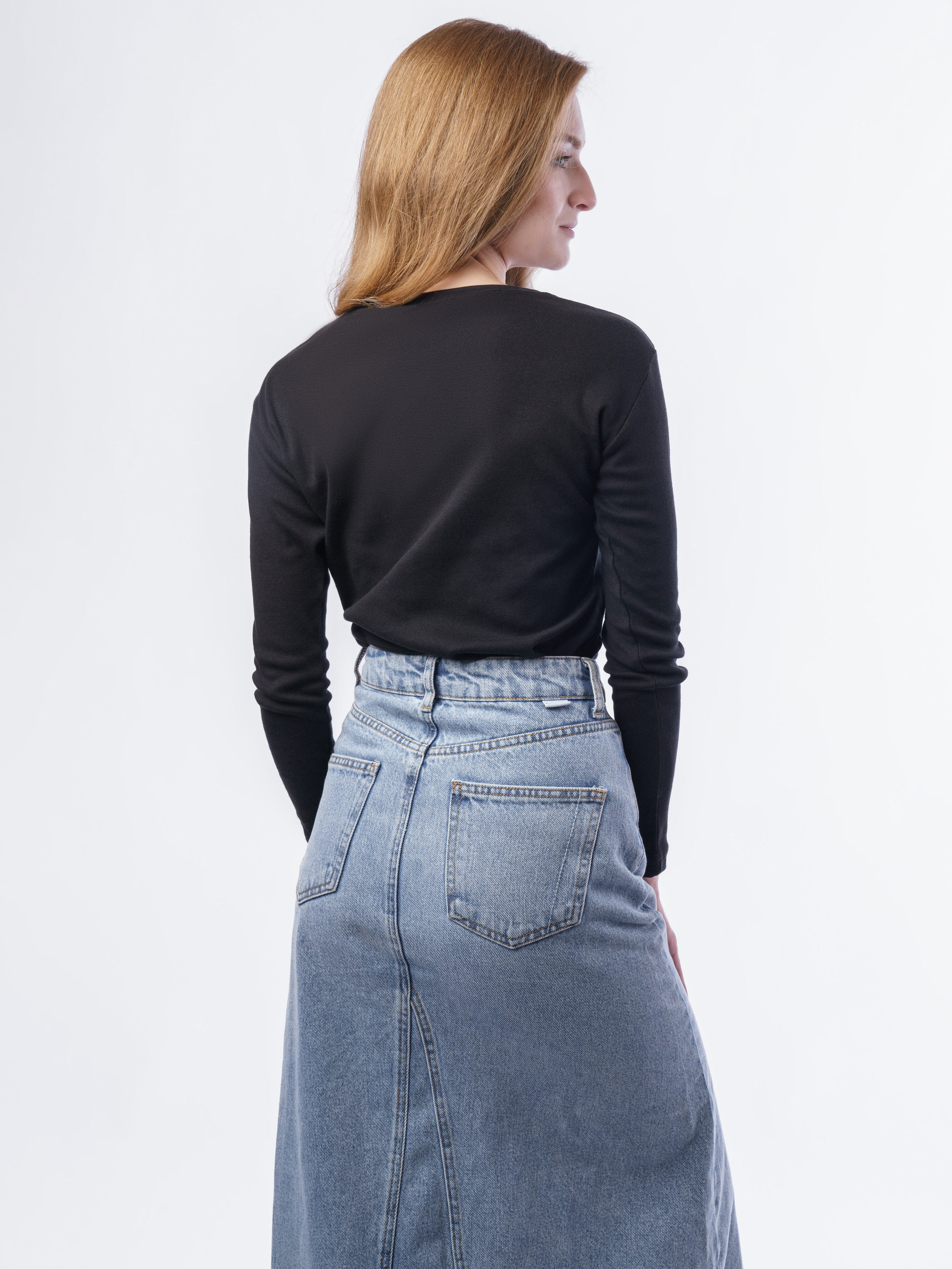 Лонгсливы. KED Production — продакшн из СПб. Создаём фото, видео и контент, который помогает брендам и селлерам продавать больше