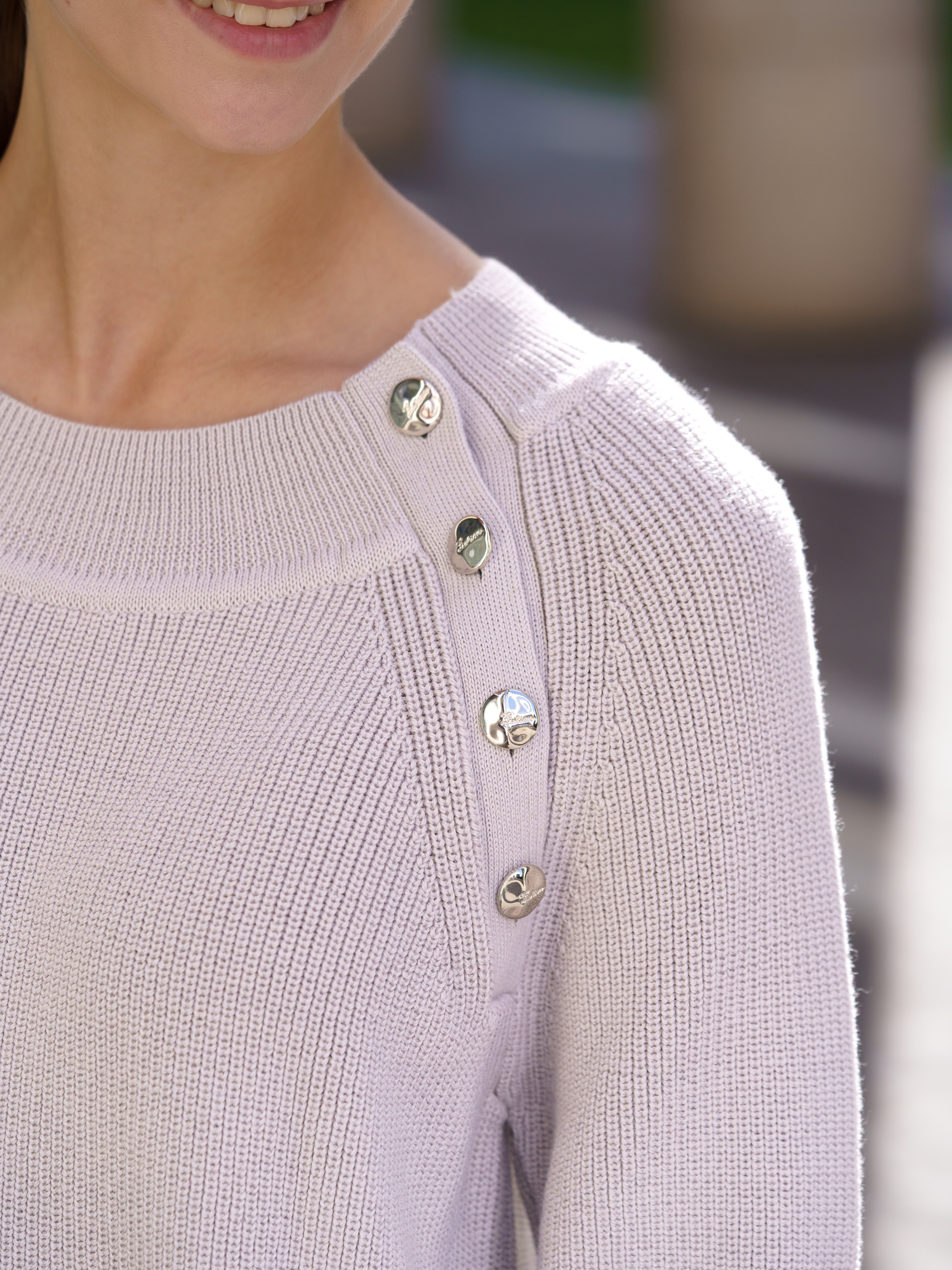 Стрит-съемка. KED Production — продакшн из СПб. Создаём фото, видео и контент, который помогает брендам и селлерам продавать больше