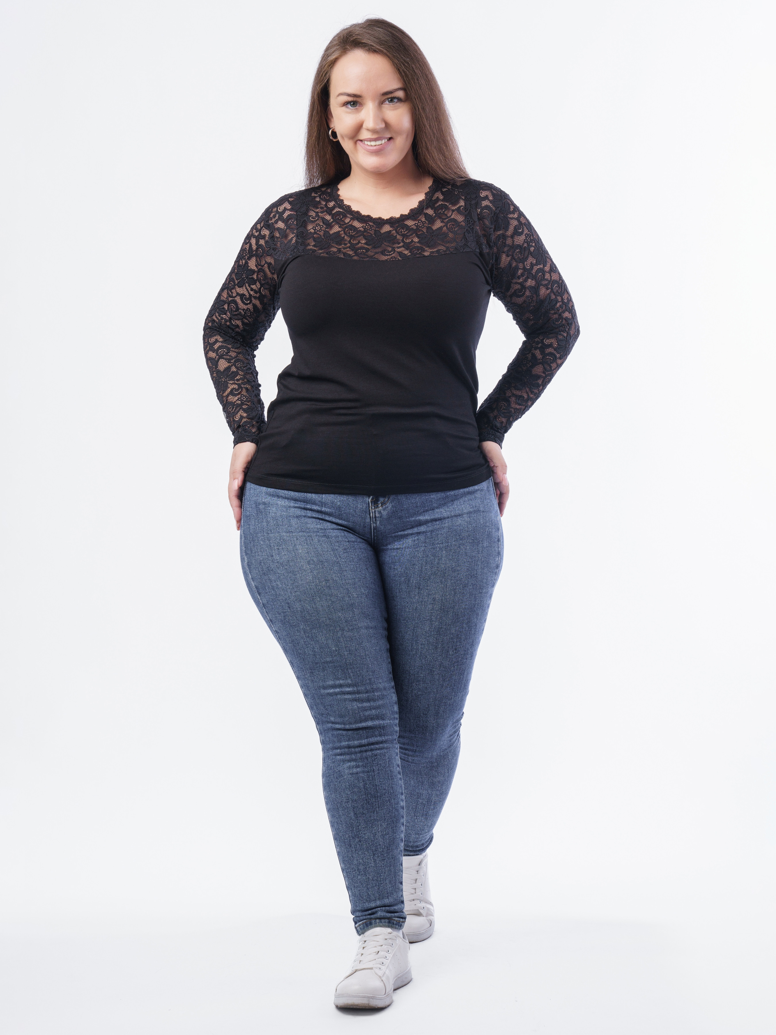 Лонгсливы. KED Production — продакшн из СПб. Создаём фото, видео и контент, который помогает брендам и селлерам продавать больше