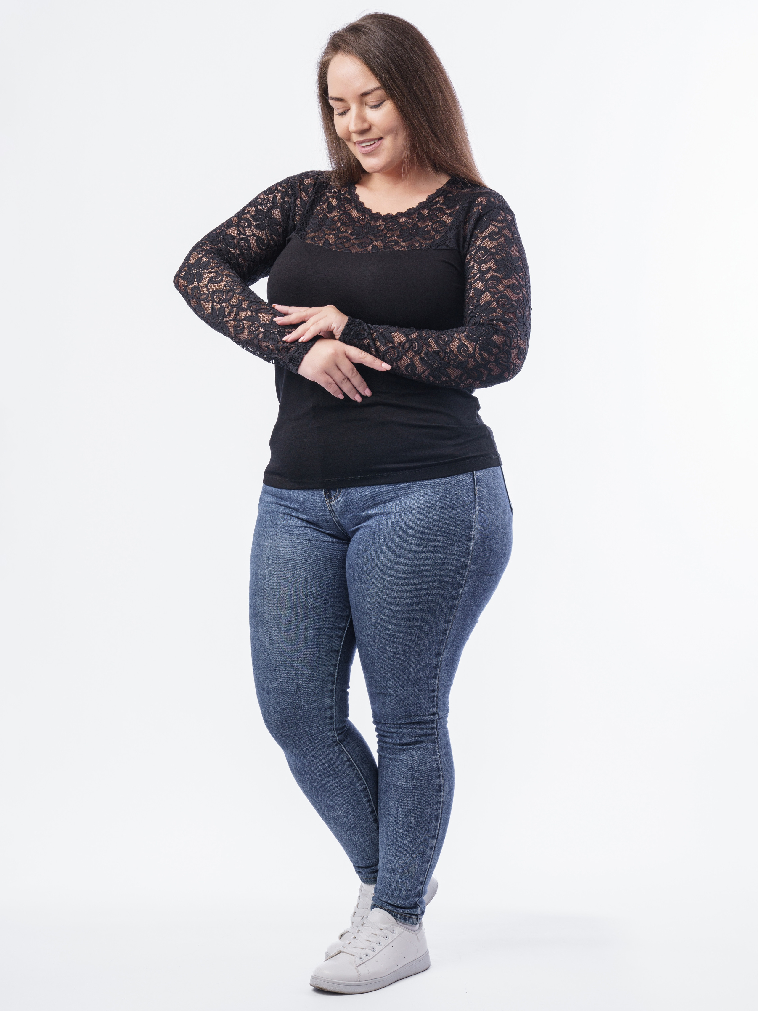 Лонгсливы. KED Production — продакшн из СПб. Создаём фото, видео и контент, который помогает брендам и селлерам продавать больше