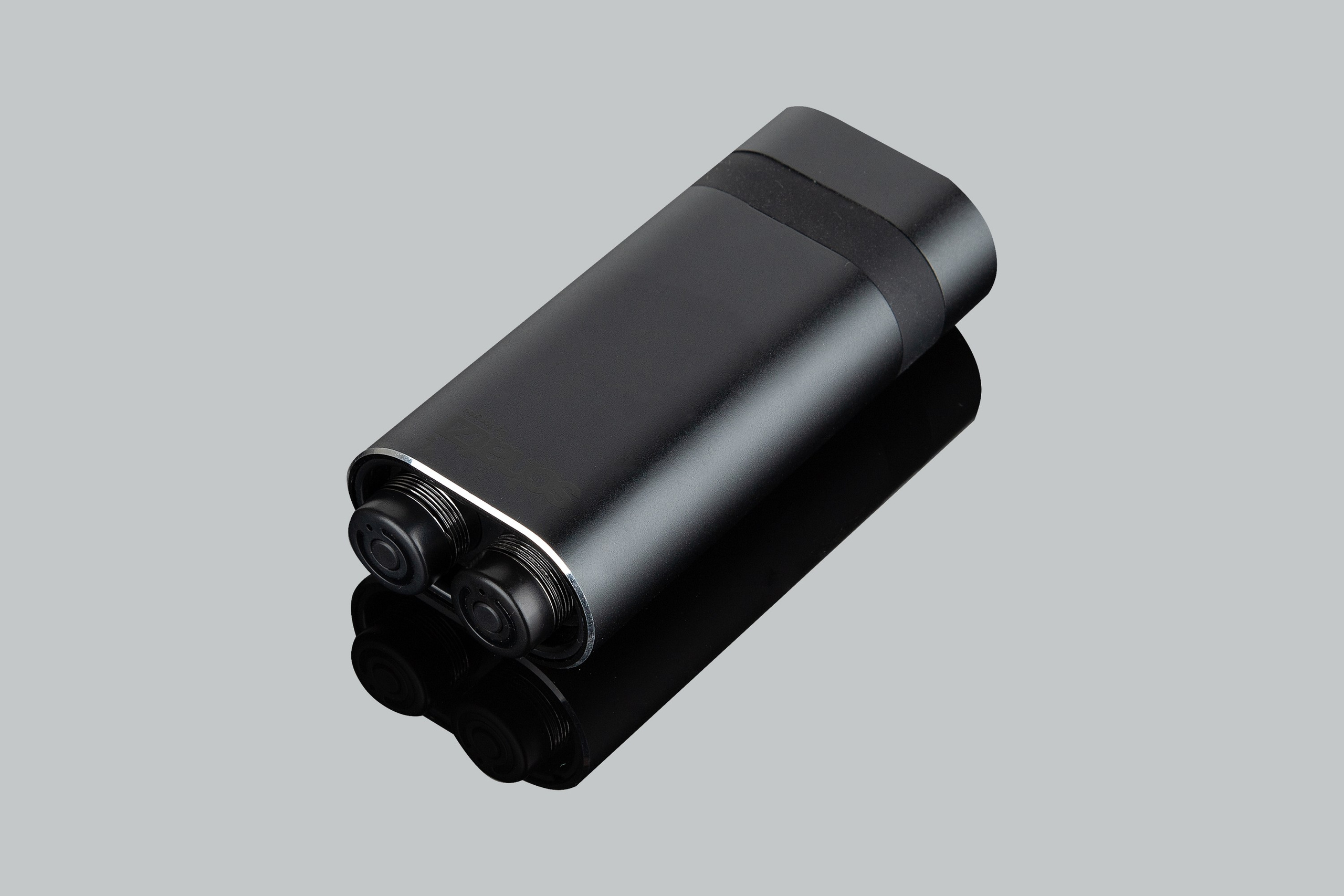 Беспроводные наушнки в кейсе