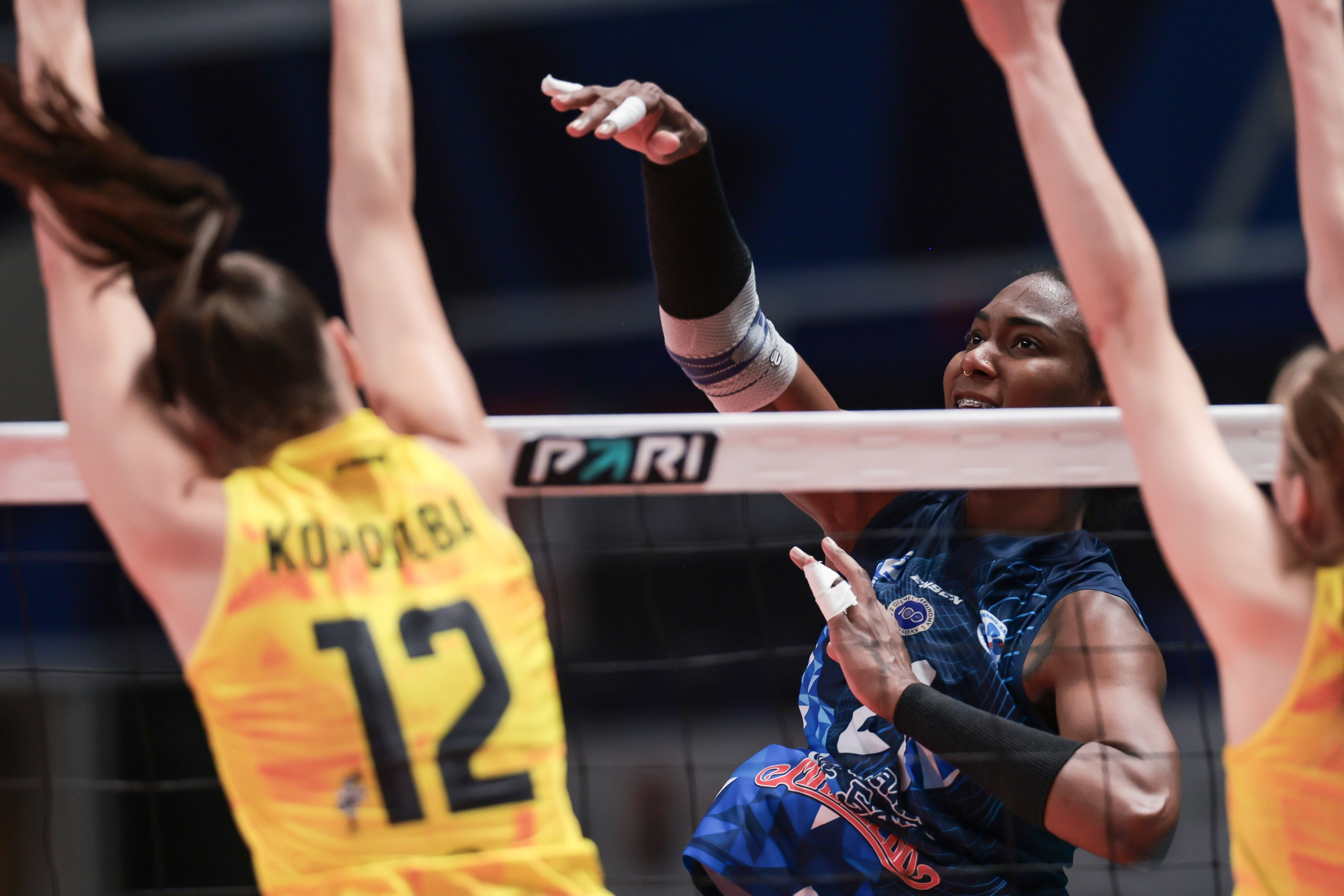 ВК Динамо Ак Барс — ВК Ленинагрдка. Спортивный репортажный фотограф Казань Нафис Сиразетдинов