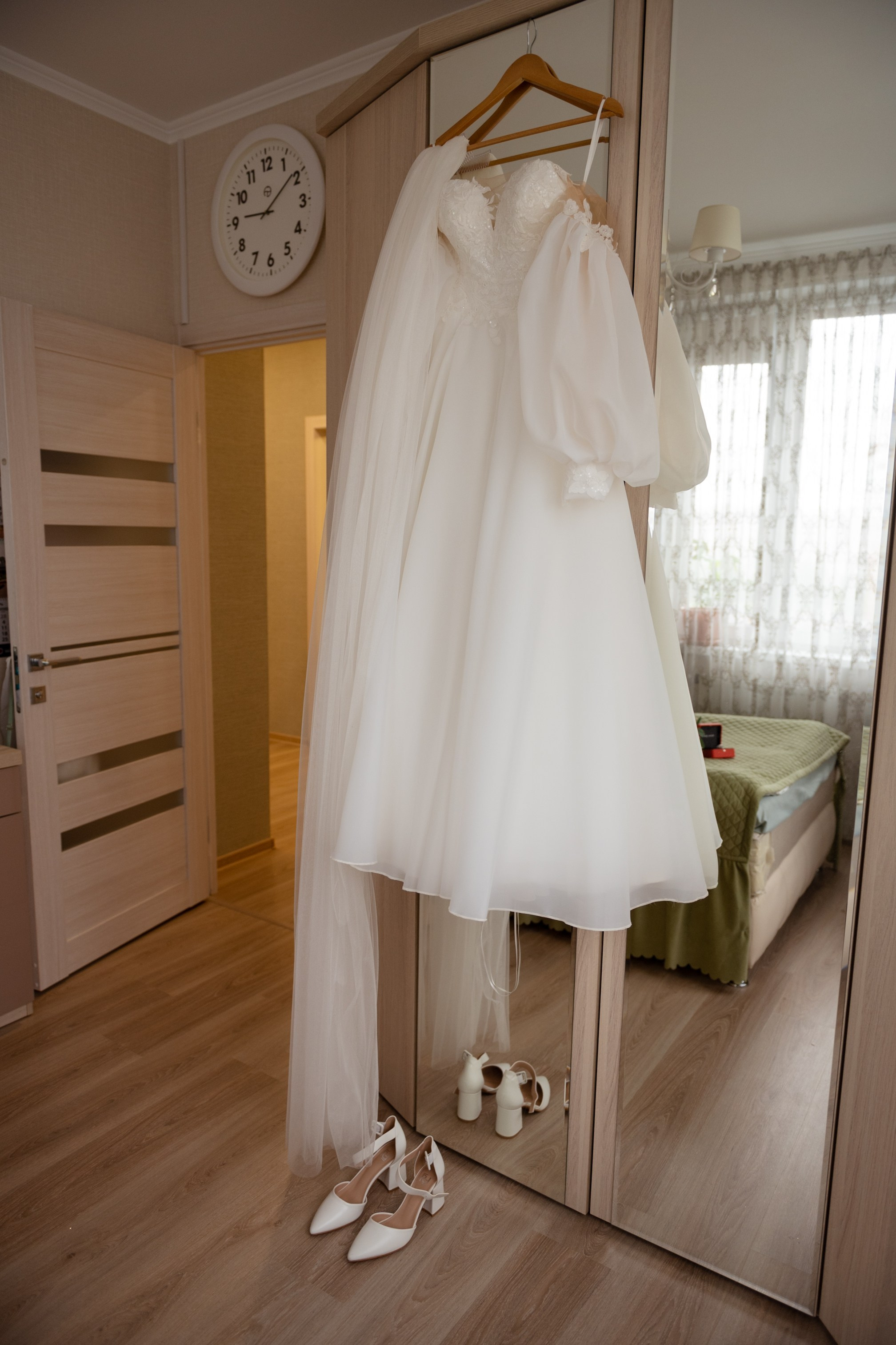 Весь день под дождем, вечером закат на озере. Свадебный и семейный фотограф София Невская