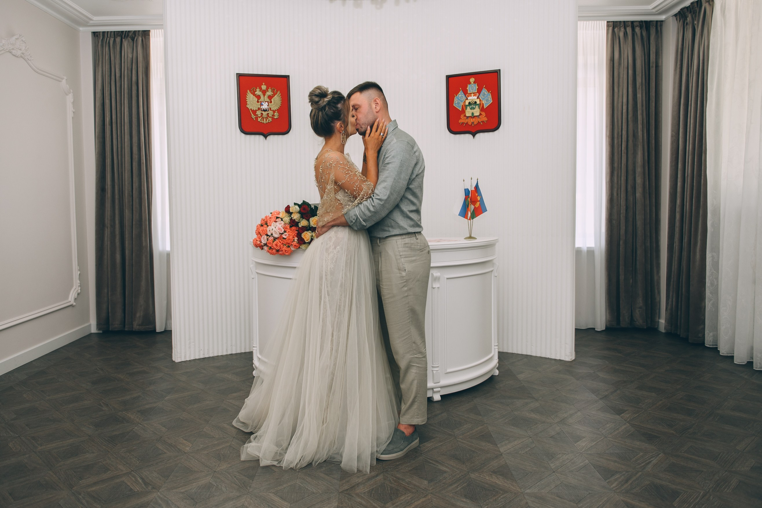 Стильные, красивые, влюбленные и Сочи. Свадебный и семейный фотограф София Невская