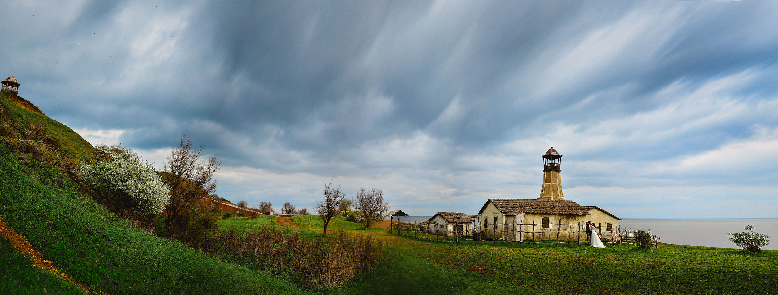 Весенняя свадебная фотосессия в Мержаново. Свадебный и семейный фотограф в Ростове-на-Дону Елена Сторожок